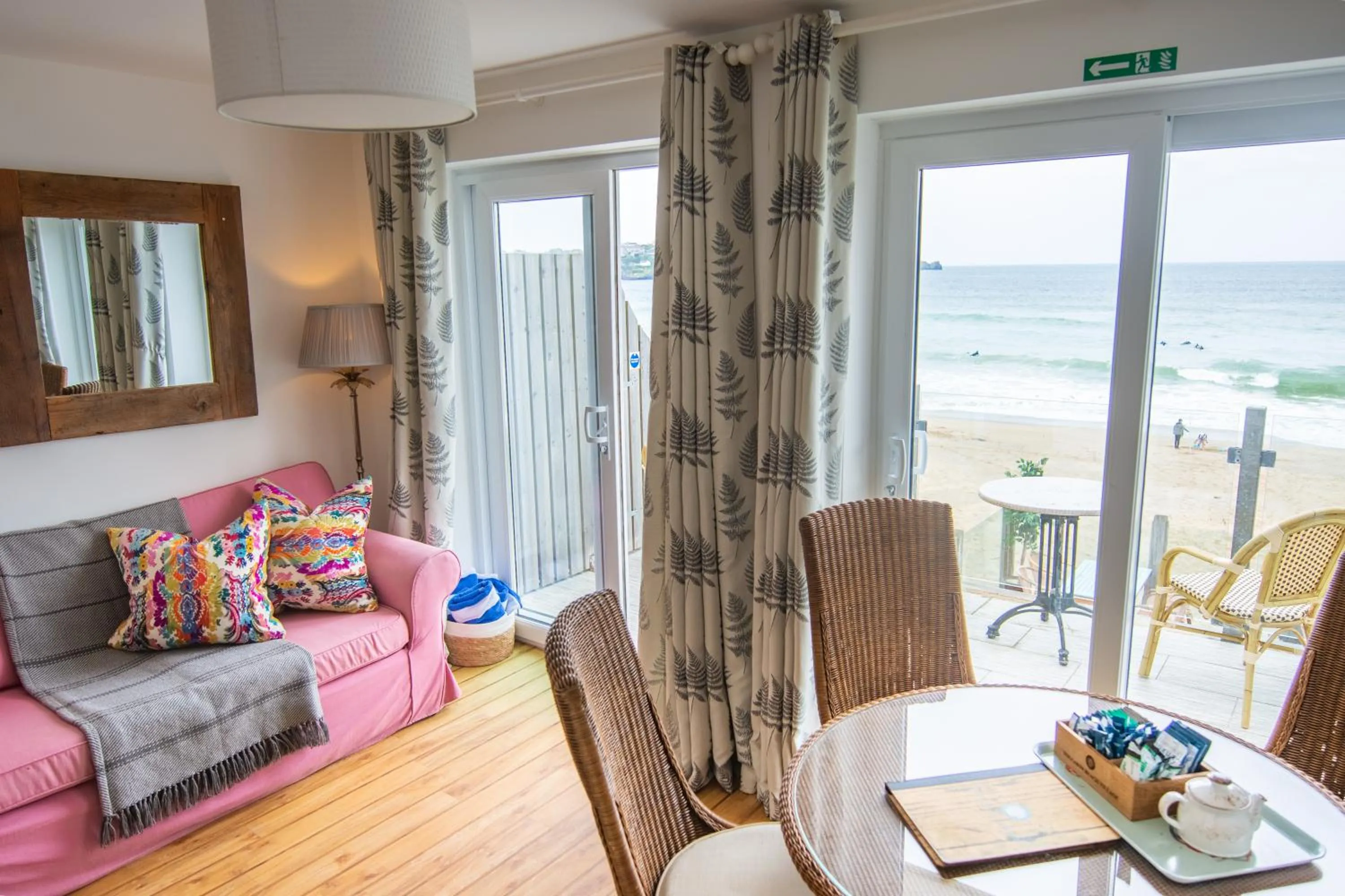 Dining area in Tolcarne Beach Apartments