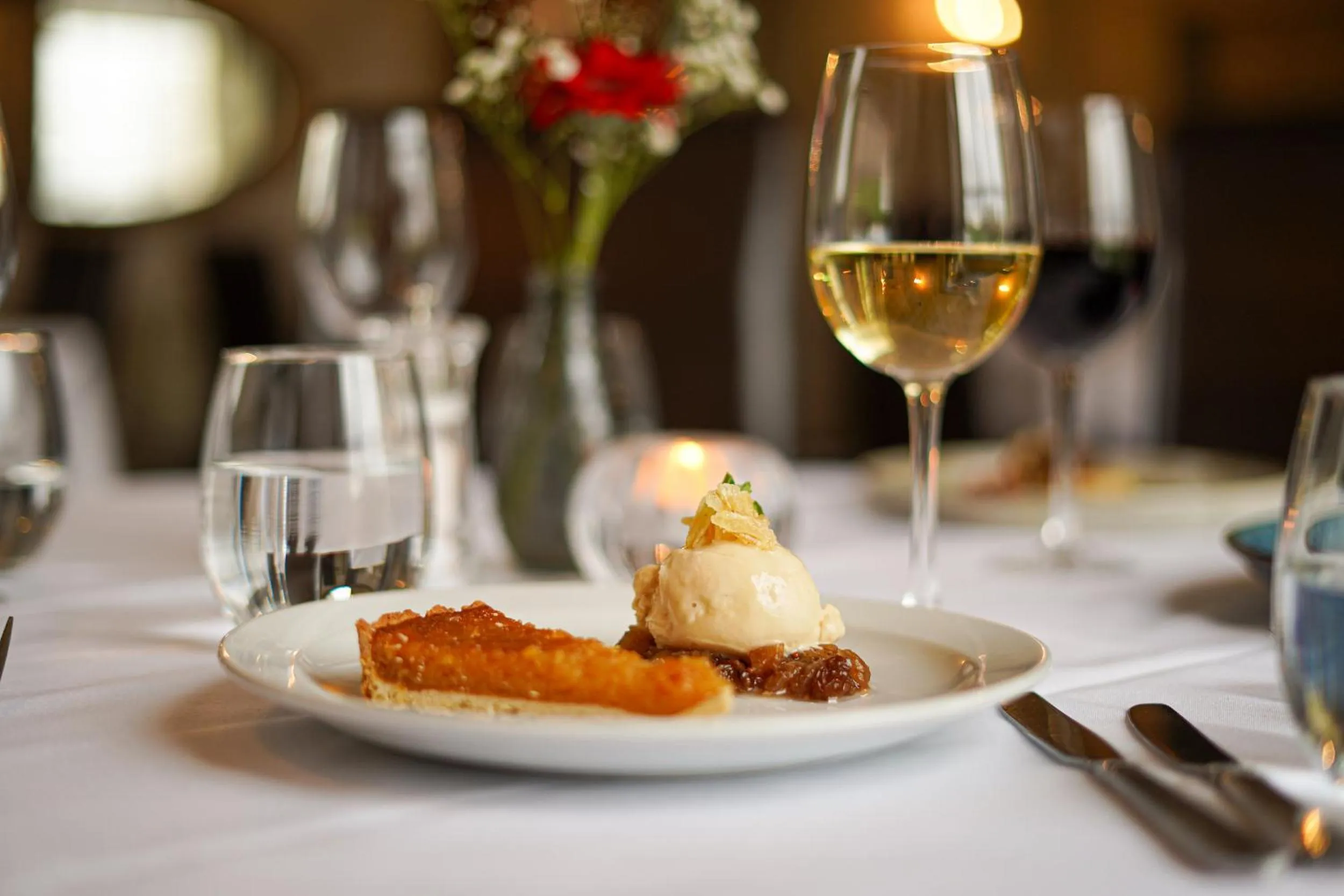 Restaurant/places to eat in Owston Hall Hotel