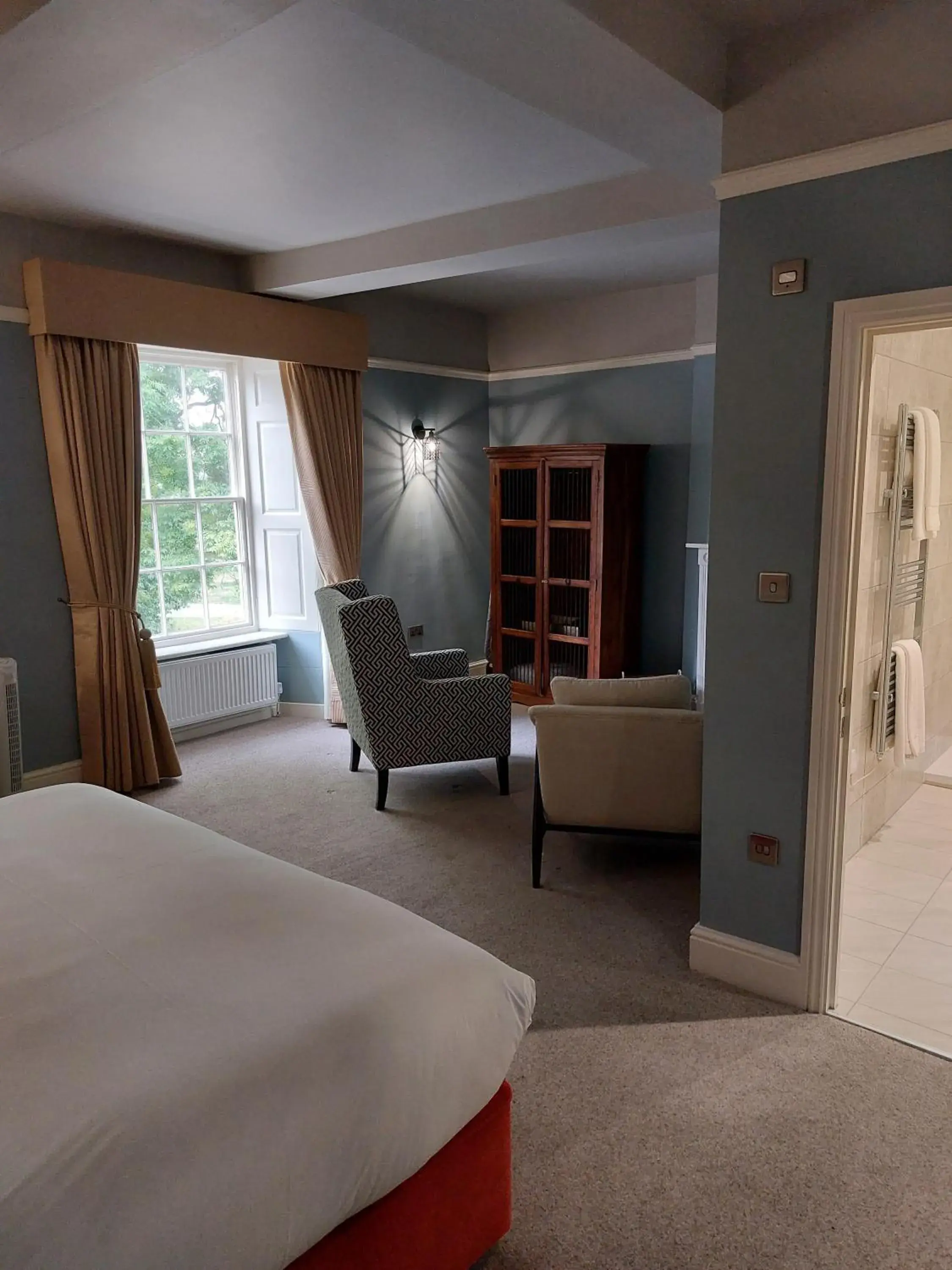 Deluxe Double Room in Owston Hall Hotel Deluxe Double Room in Owston Hall Hotel