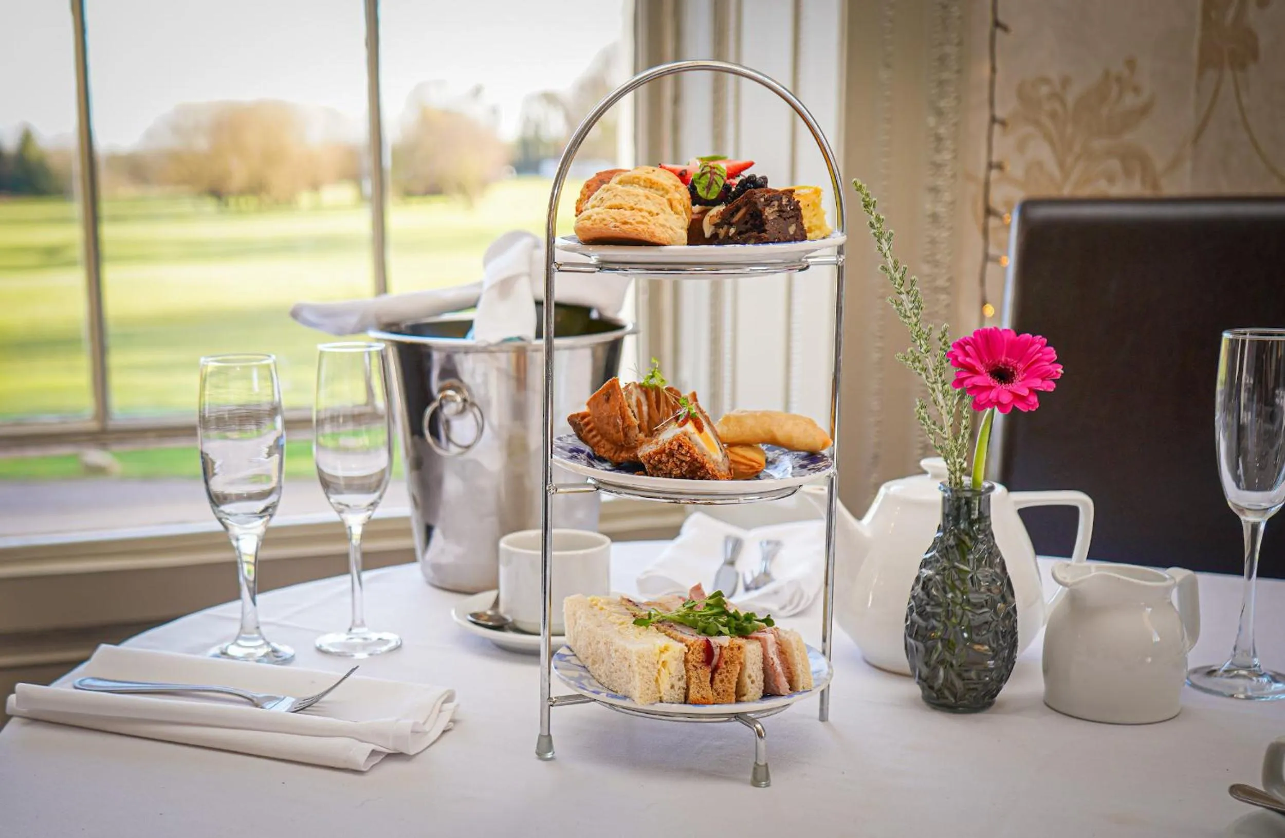 Restaurant/places to eat in Owston Hall Hotel