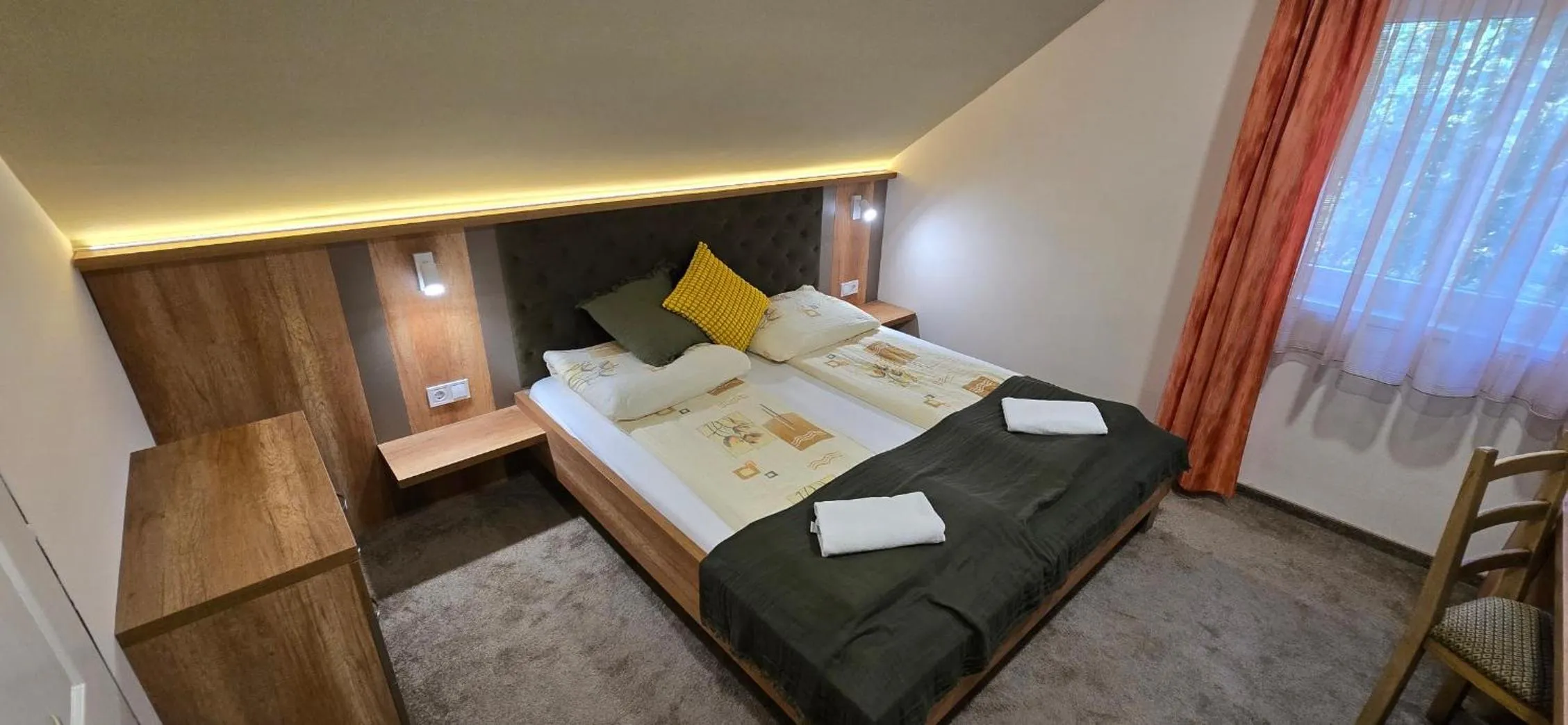 Photo of the whole room, Bed in Bauer Resort Countryside Retreat