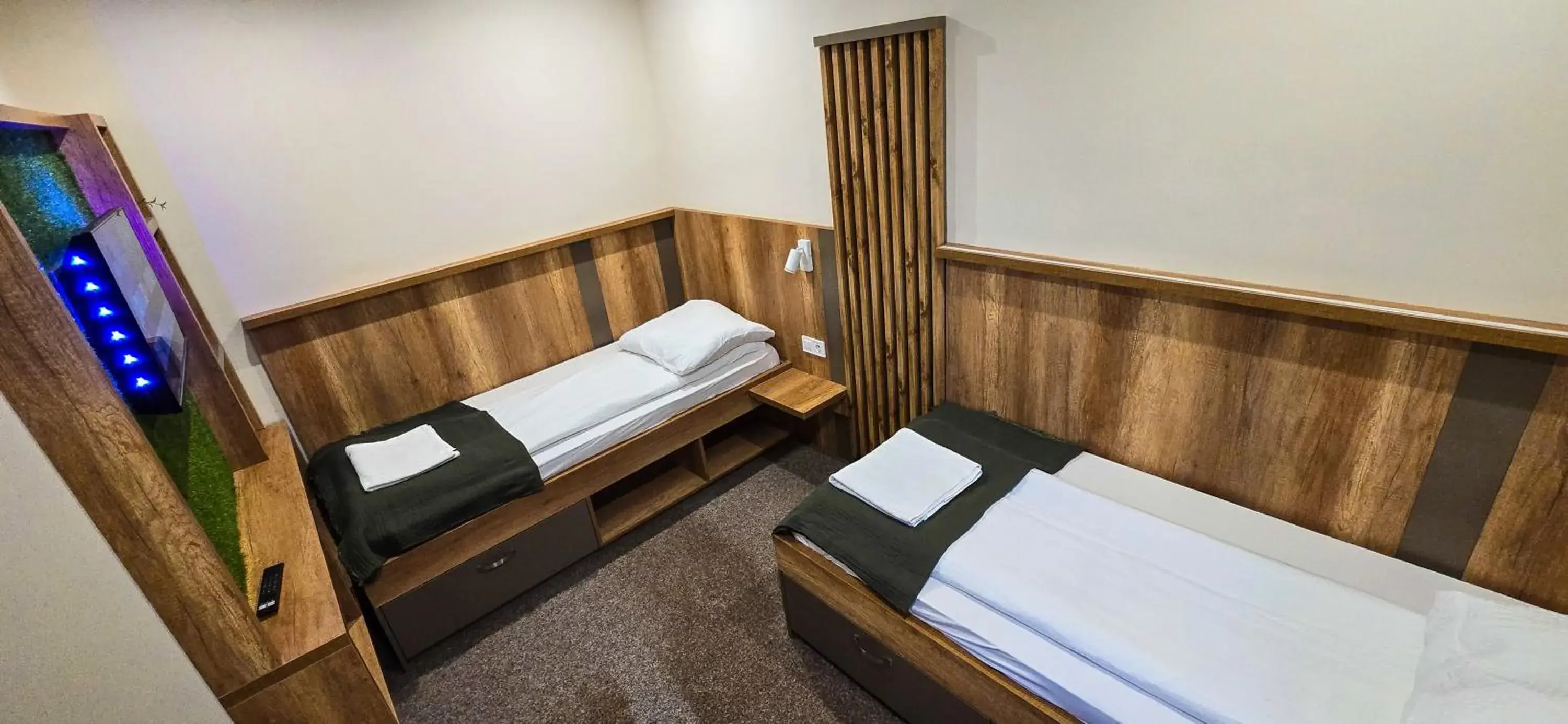 Deluxe Twin Room in Bauer Resort Countryside Retreat Deluxe Twin Room in Bauer Resort Countryside Retreat