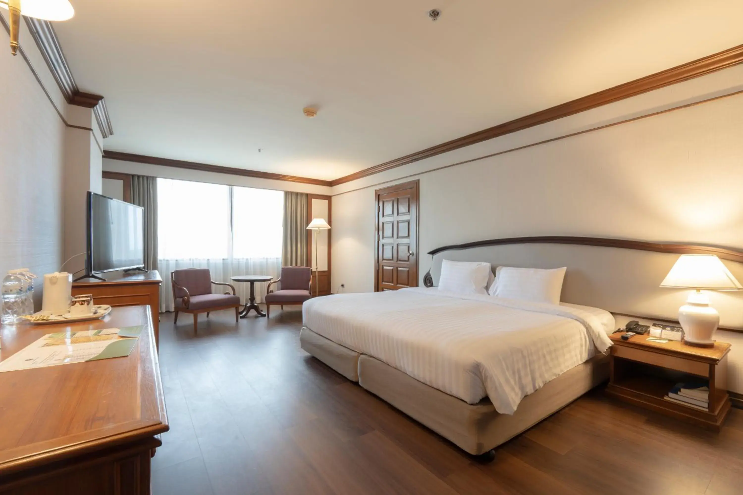 Deluxe Double Room in The Twin Lotus Hotel Deluxe Double Room in The Twin Lotus Hotel