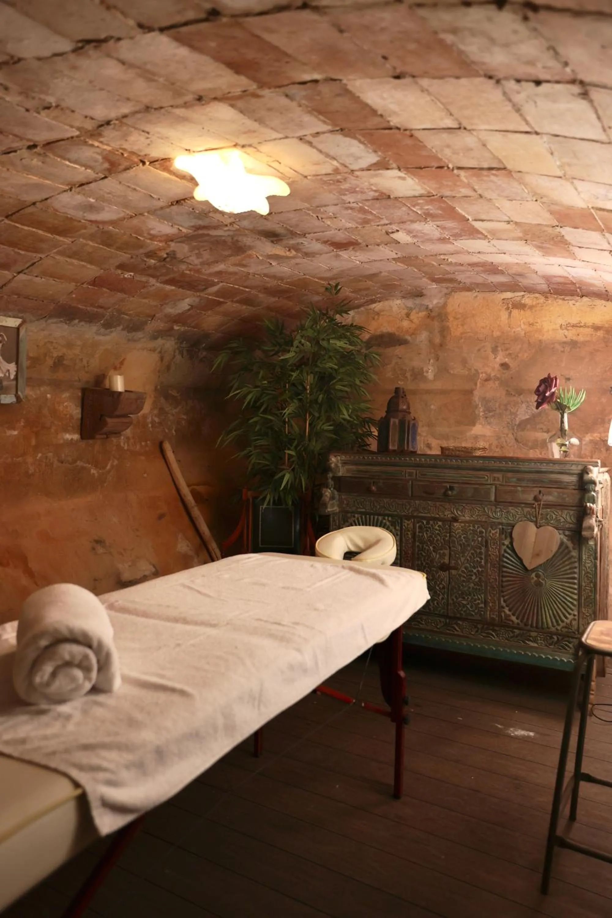 Bed in La Indiana de Begur, Petit Hotel Boutique