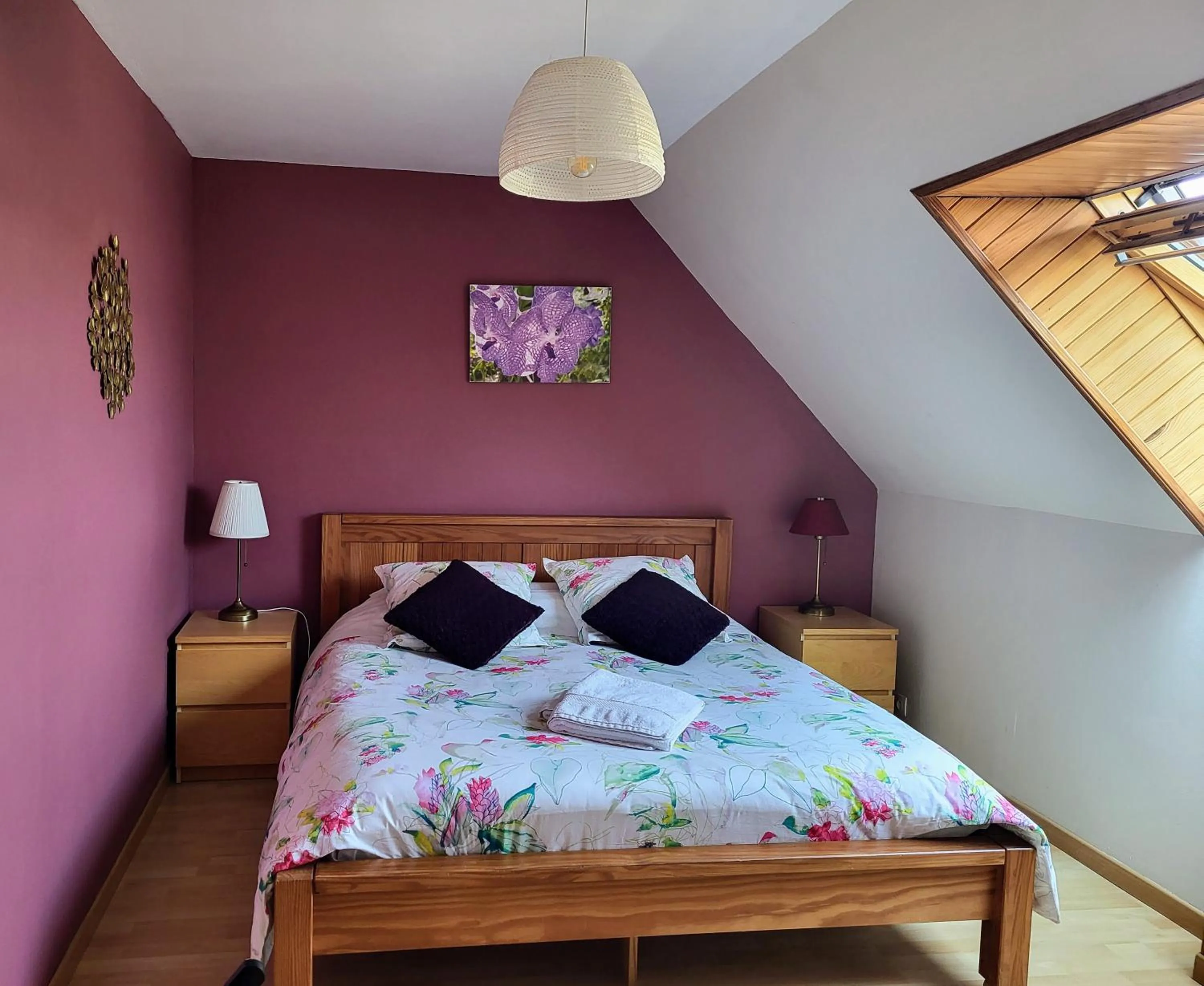 Bedroom, Bed in L'Oustaou du Bodo