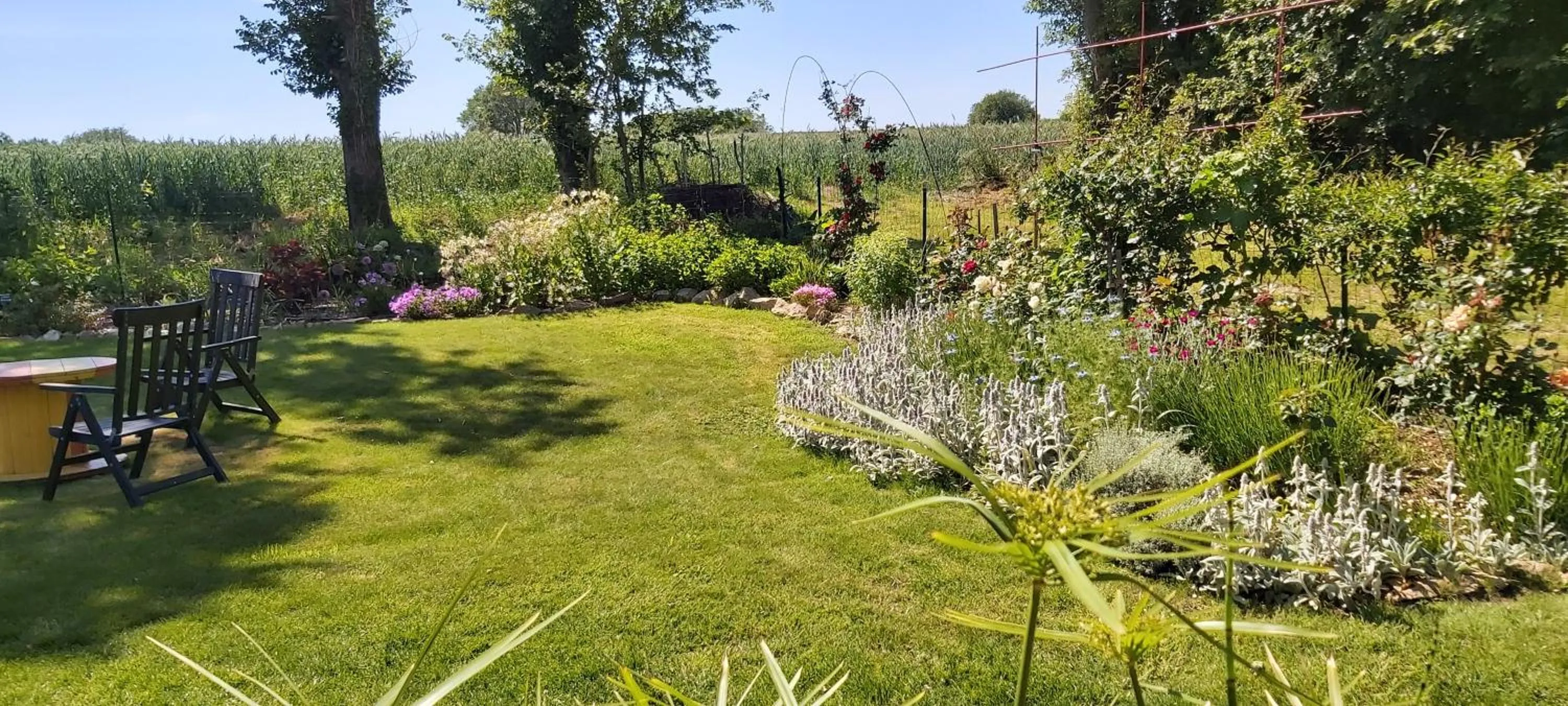 Garden in L'Oustaou du Bodo