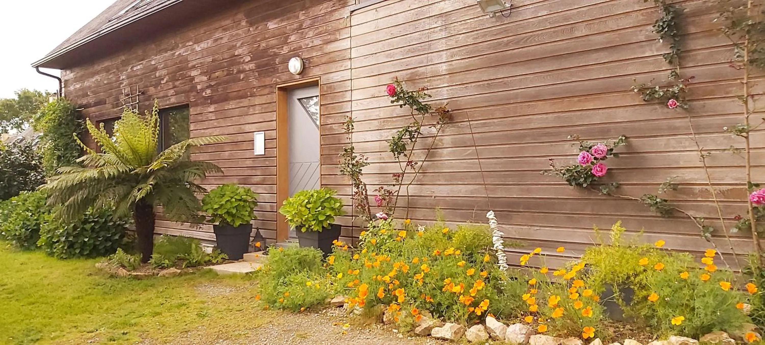 Facade/entrance in L'Oustaou du Bodo