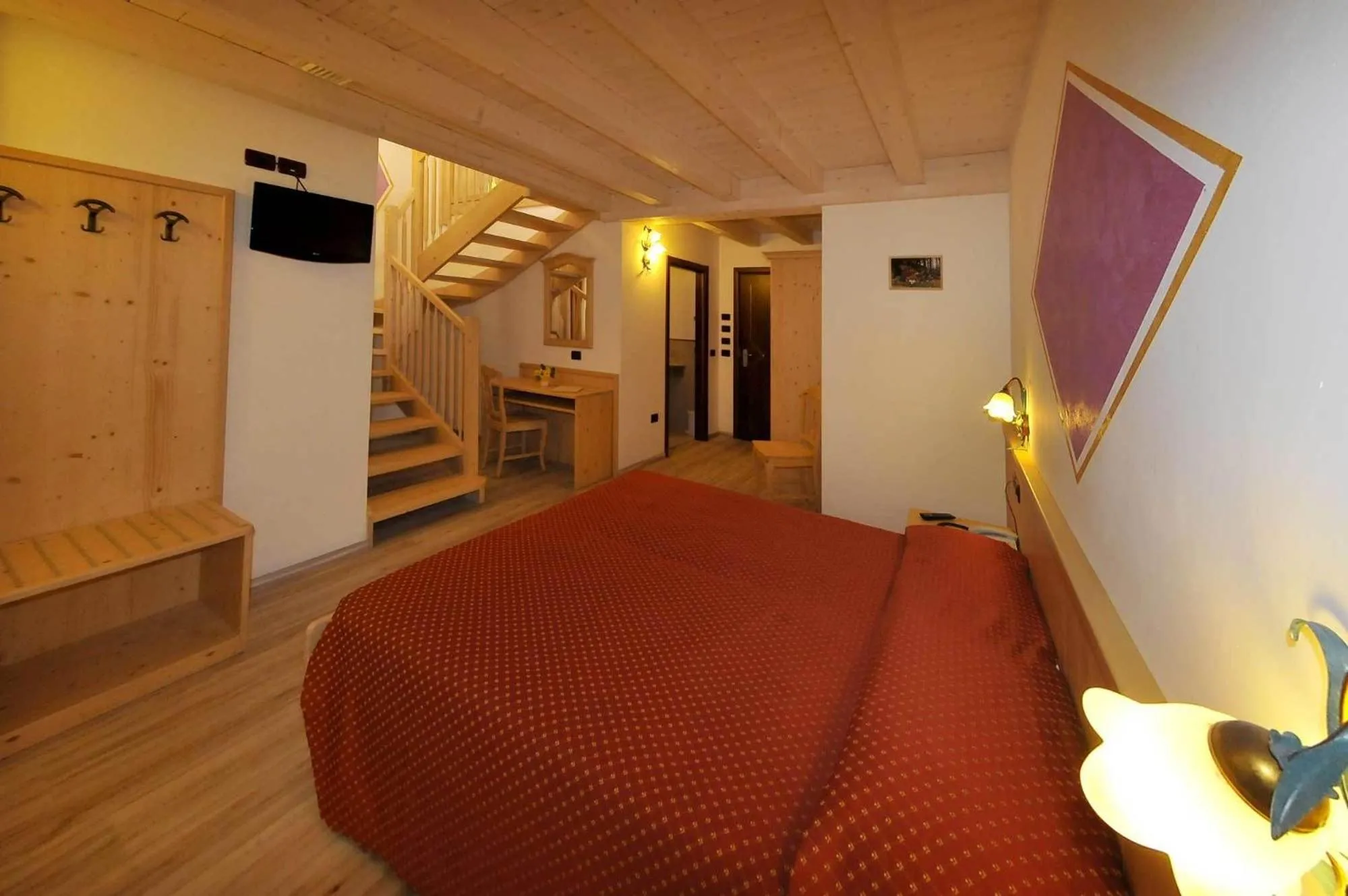 Photo of the whole room, Bed in Albergo Alla Comparsa