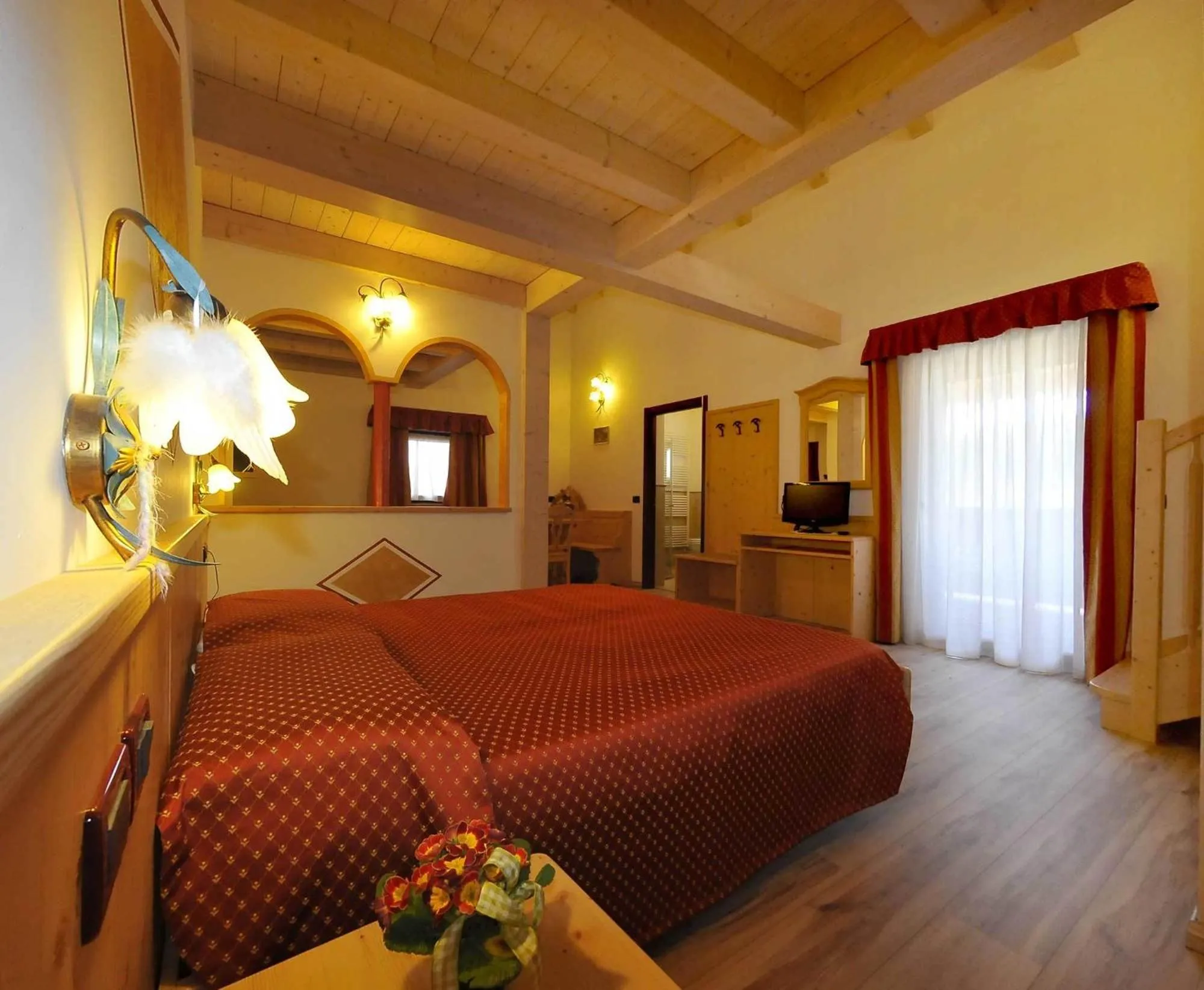 Photo of the whole room, Bed in Albergo Alla Comparsa