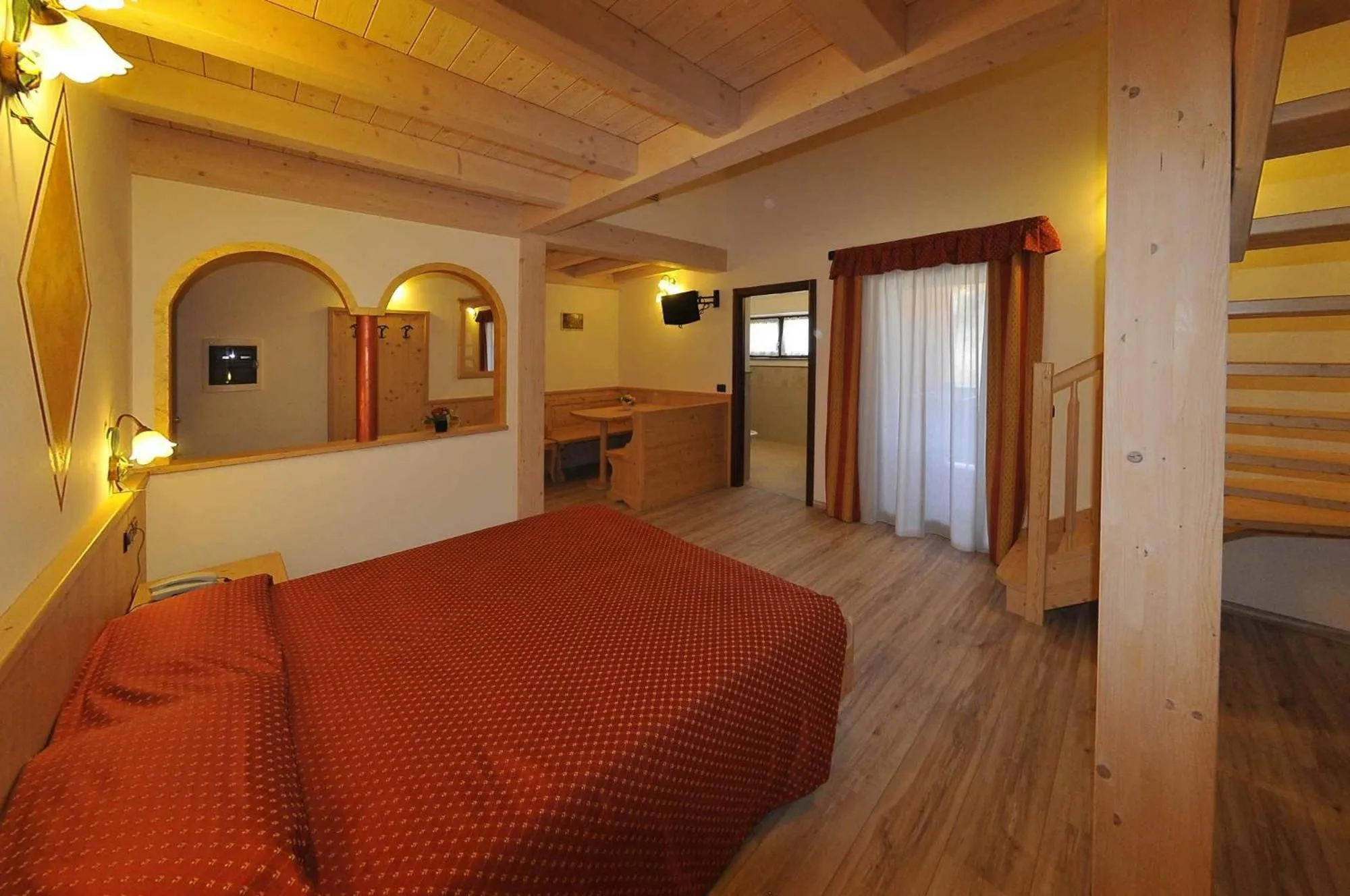 Bedroom, Bed in Albergo Alla Comparsa
