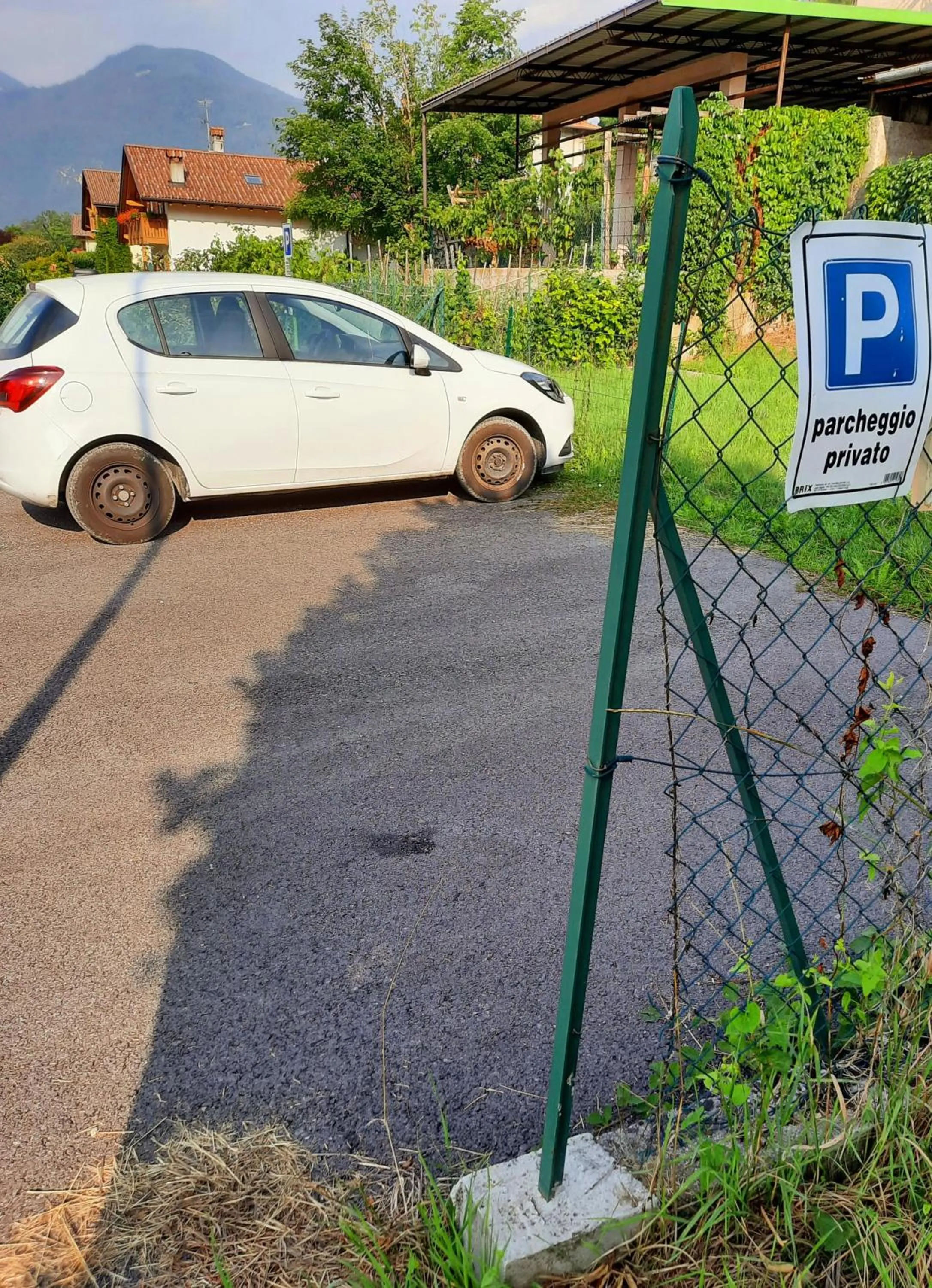 Parking in B&B Amico
