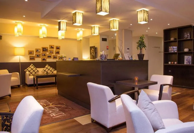 Lobby or reception in Hotel Georges