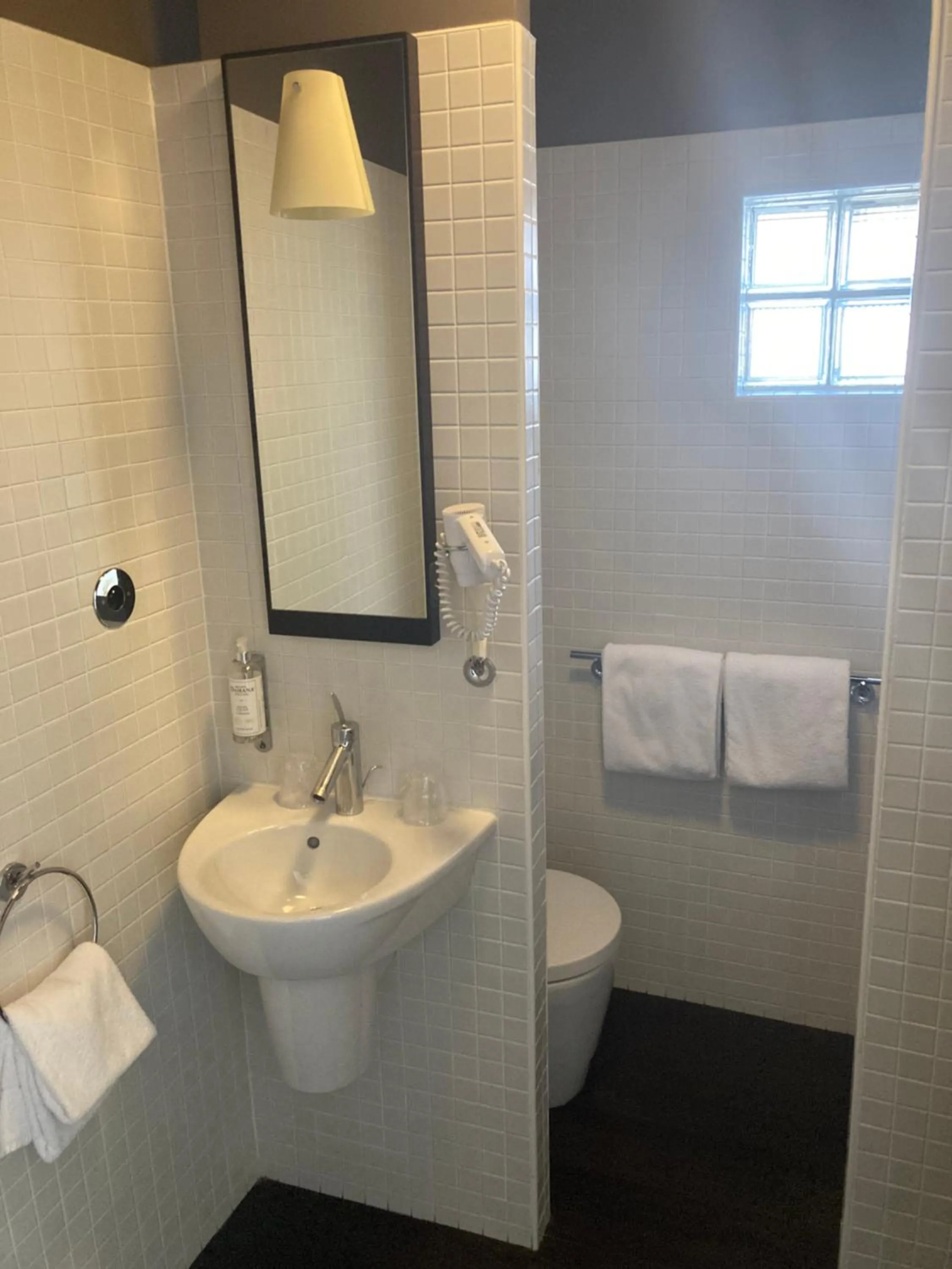 Bathroom in Hotel Georges