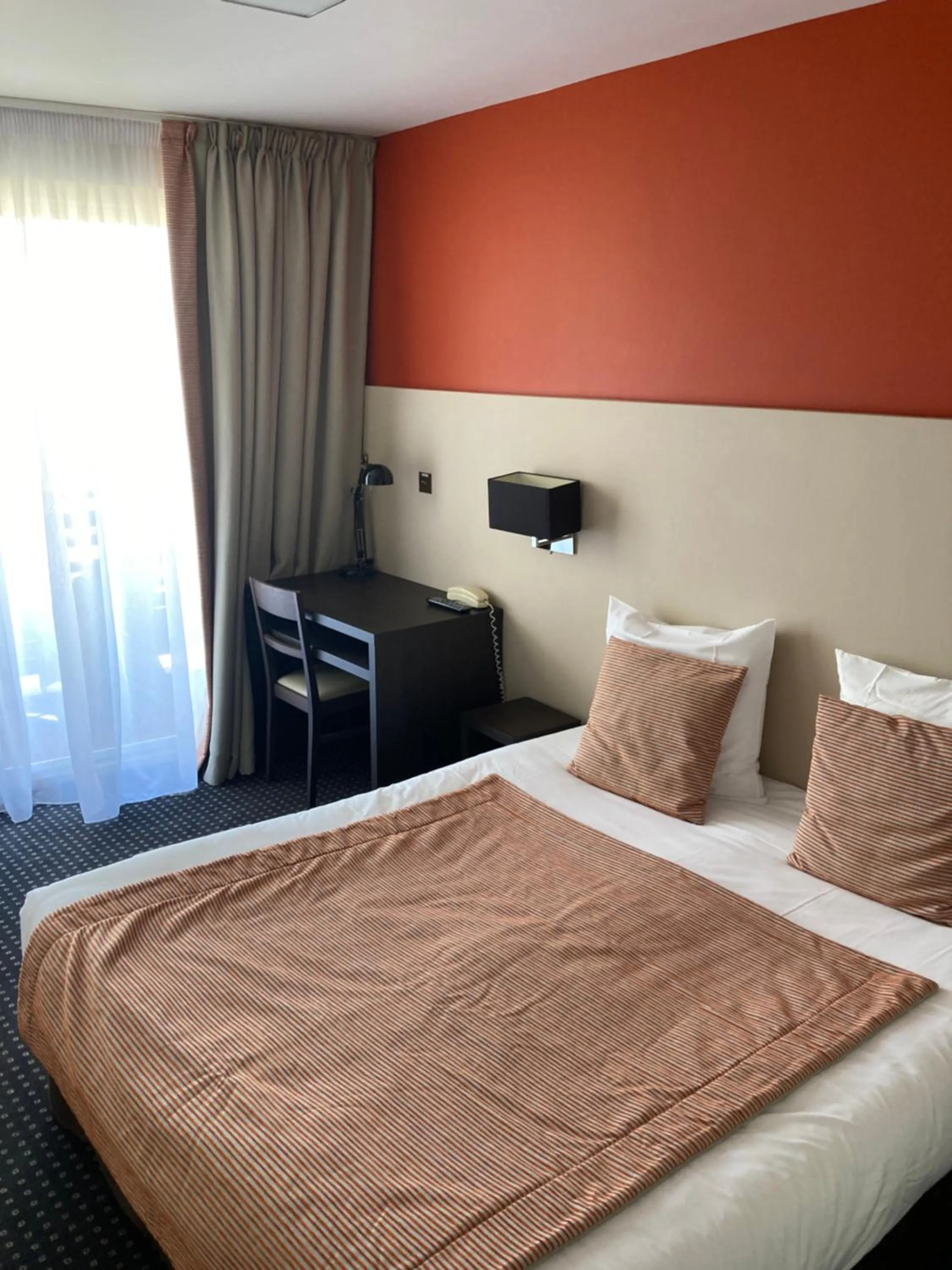 Bed in Hotel Georges