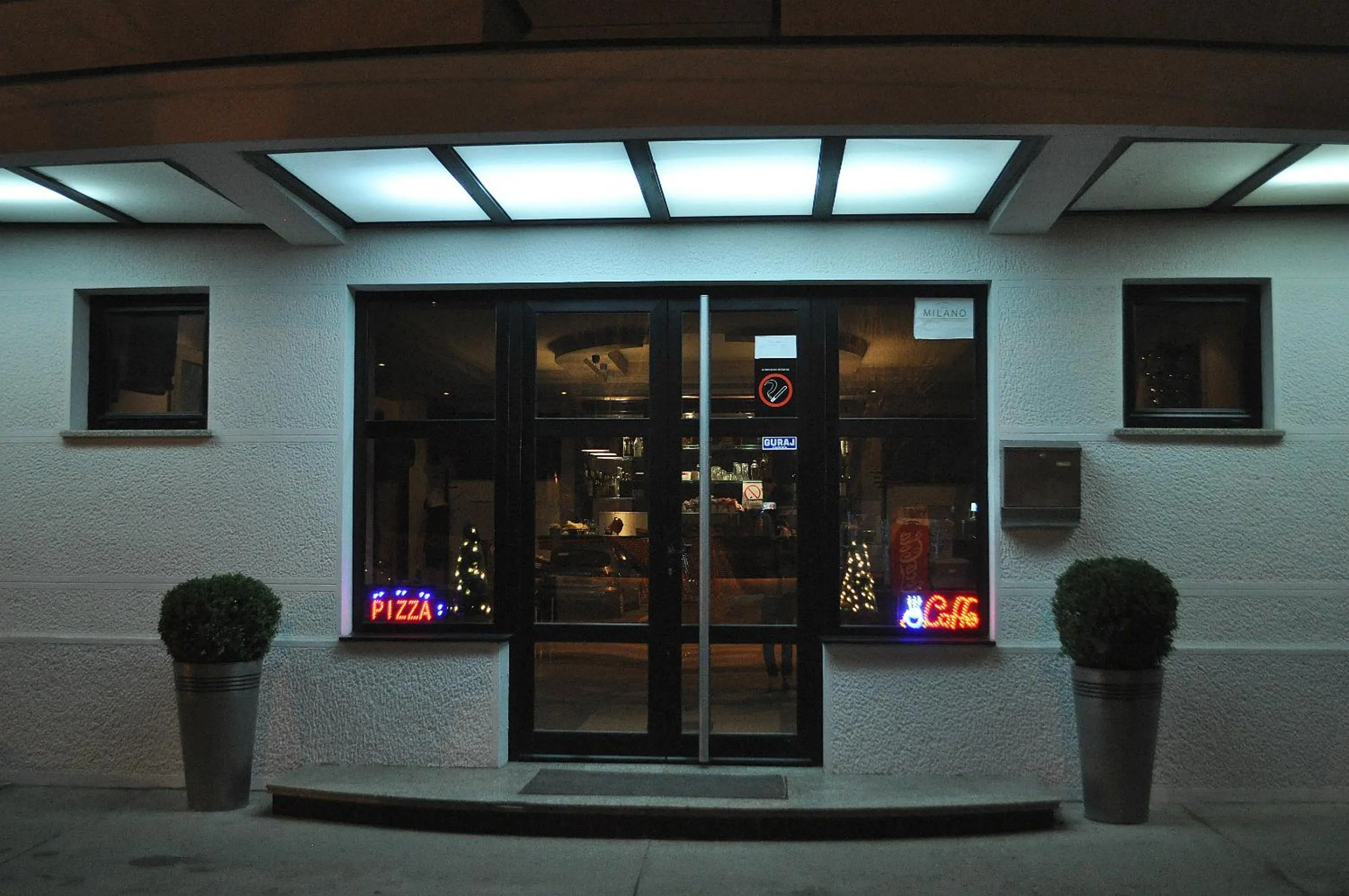 Facade/entrance in Villa Milano