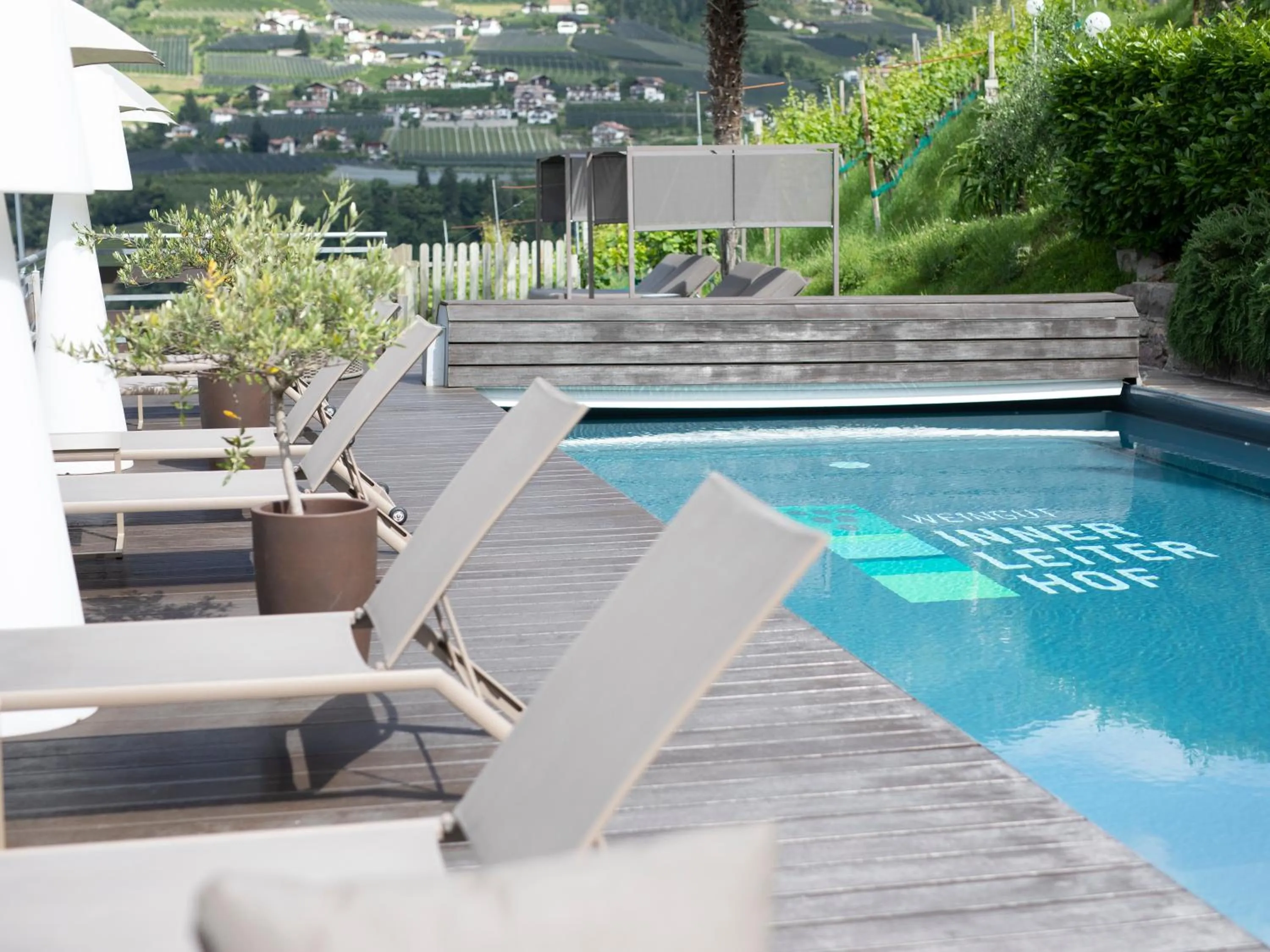 Swimming pool in Hotel Weingut Innerleiterhof