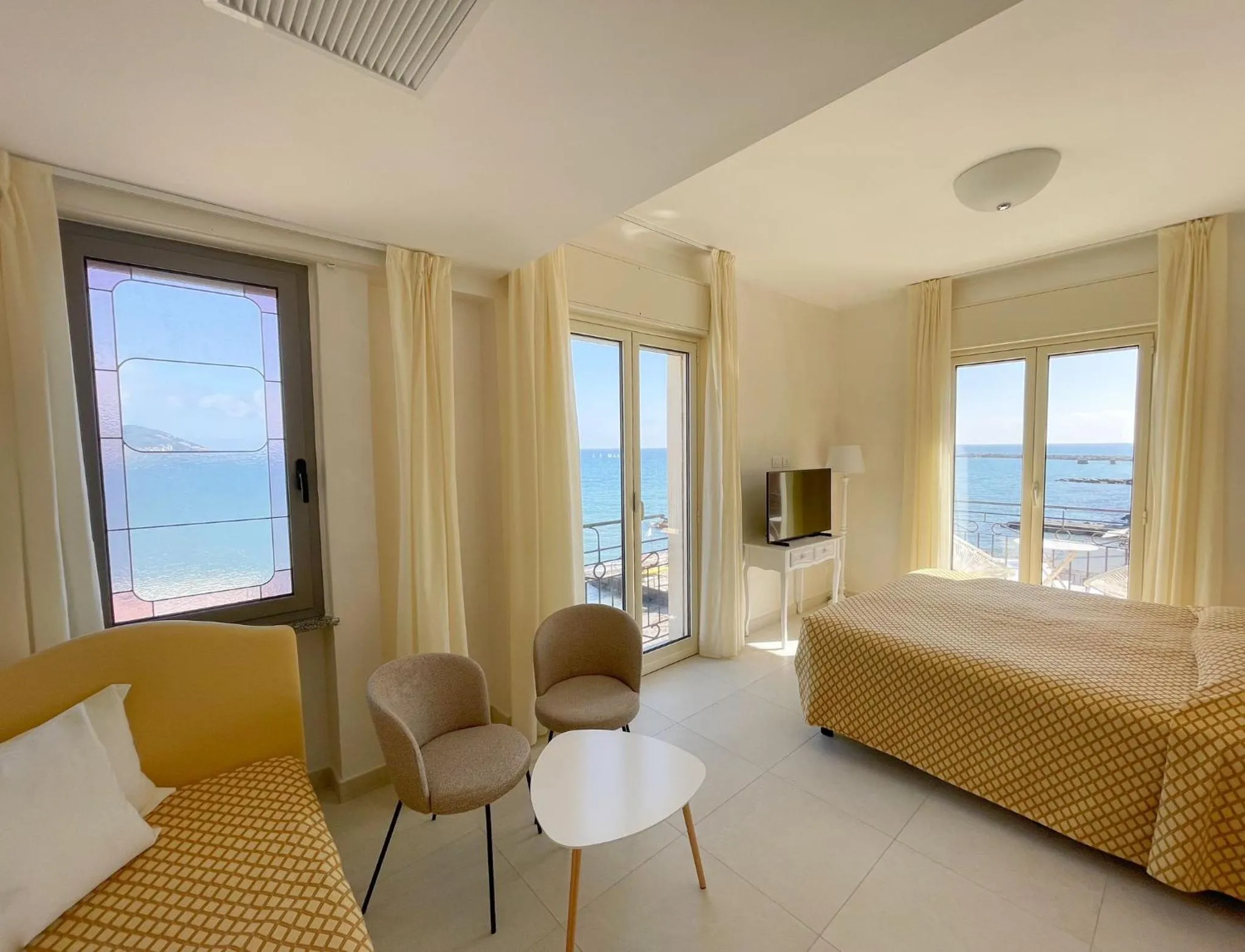 Bed in Jasmin Charme Hotel