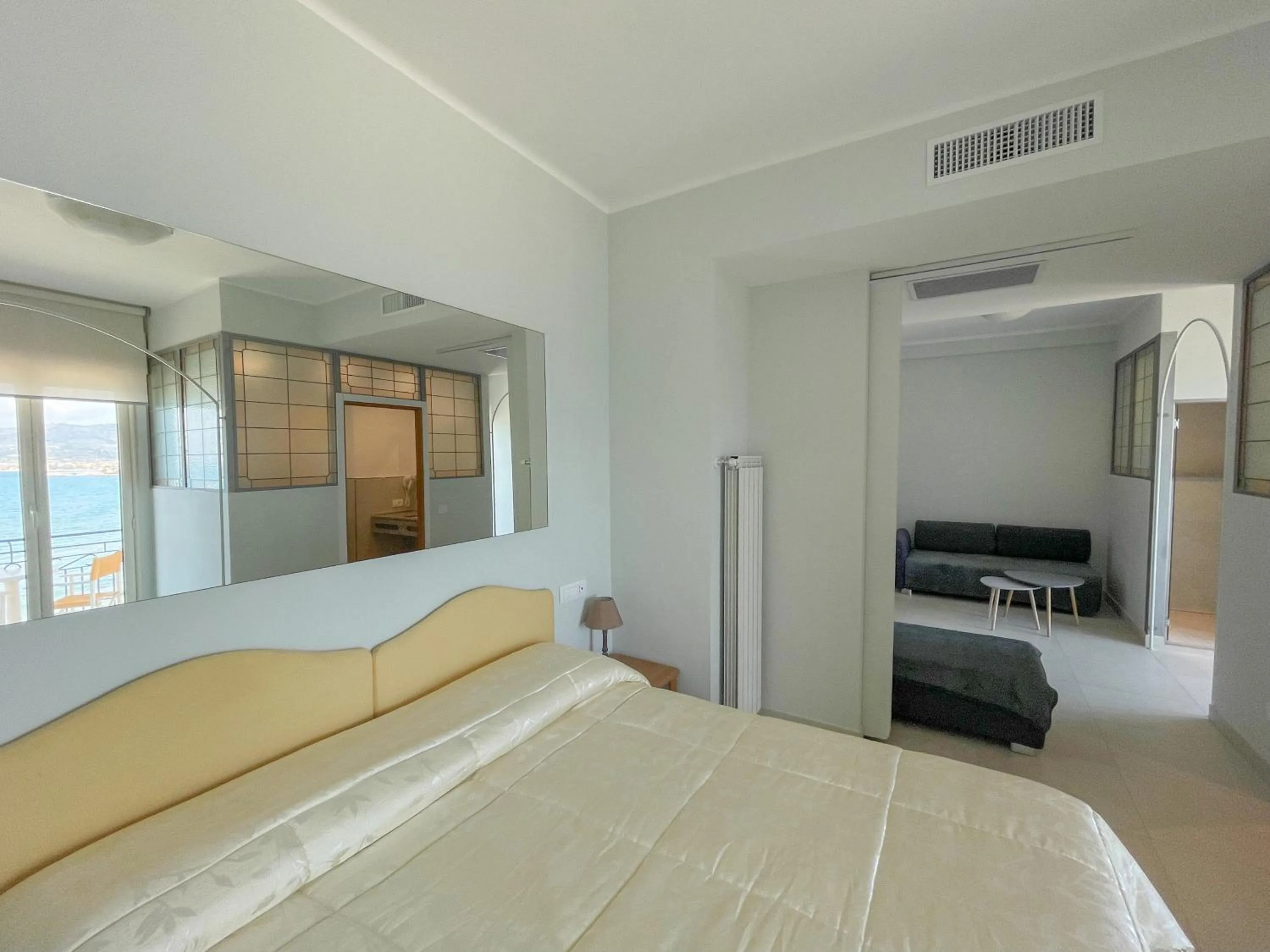 Bed in Jasmin Charme Hotel