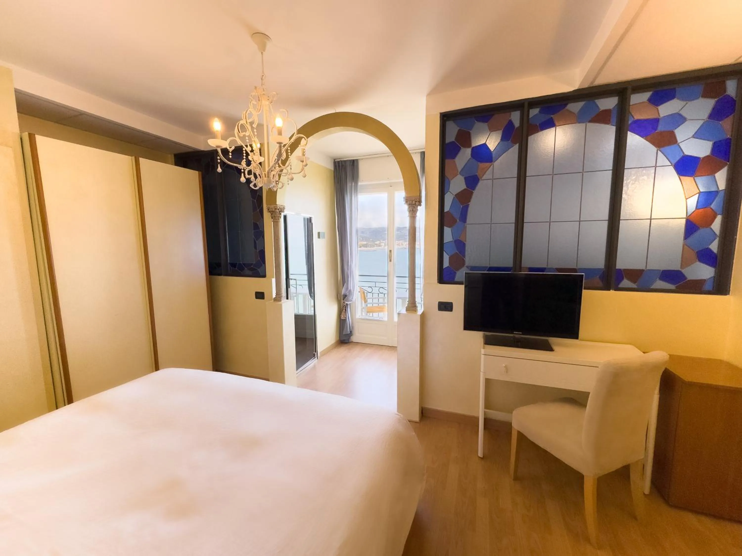 Bed in Jasmin Charme Hotel