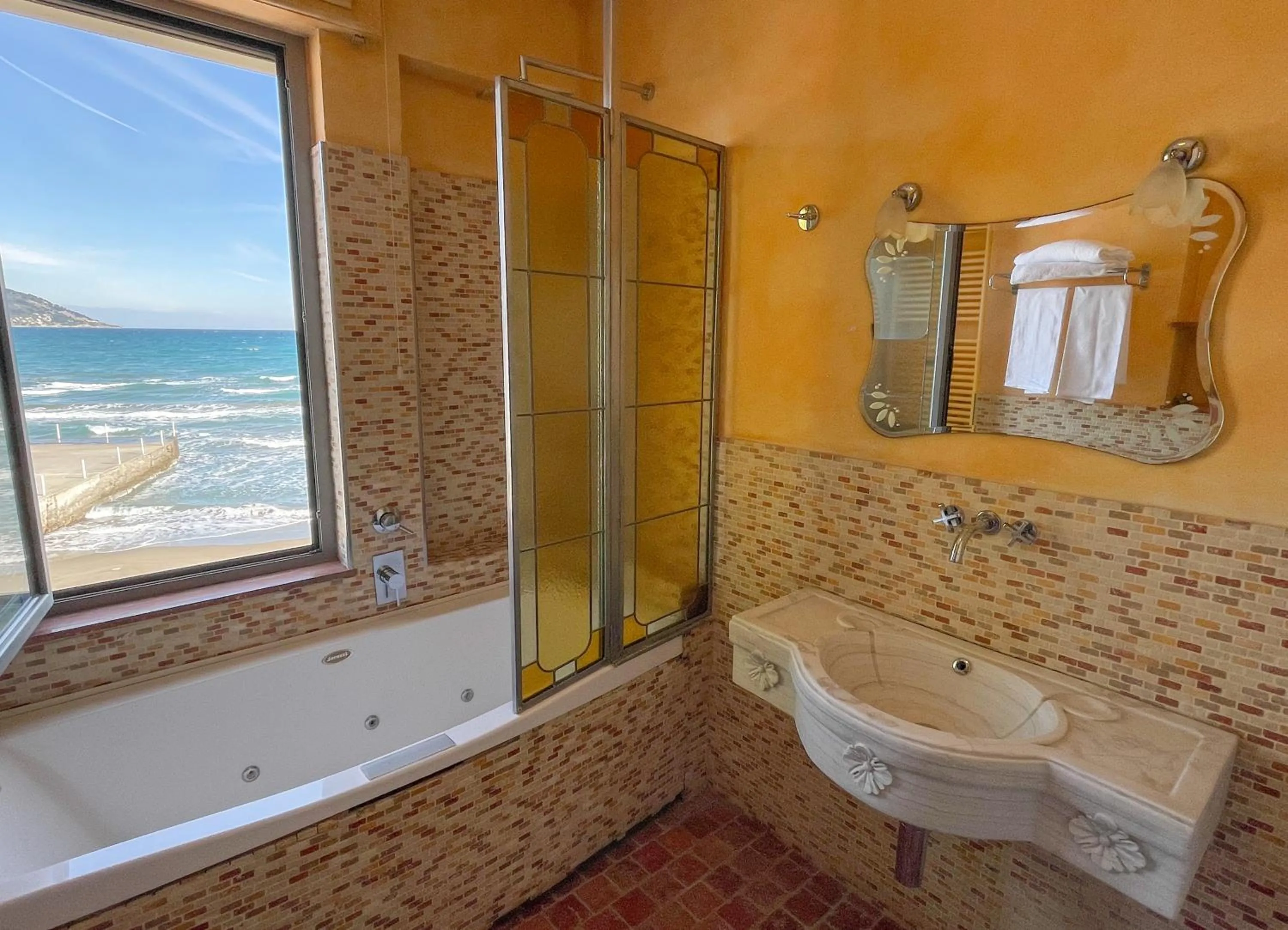 Jasmin Charme Hotel