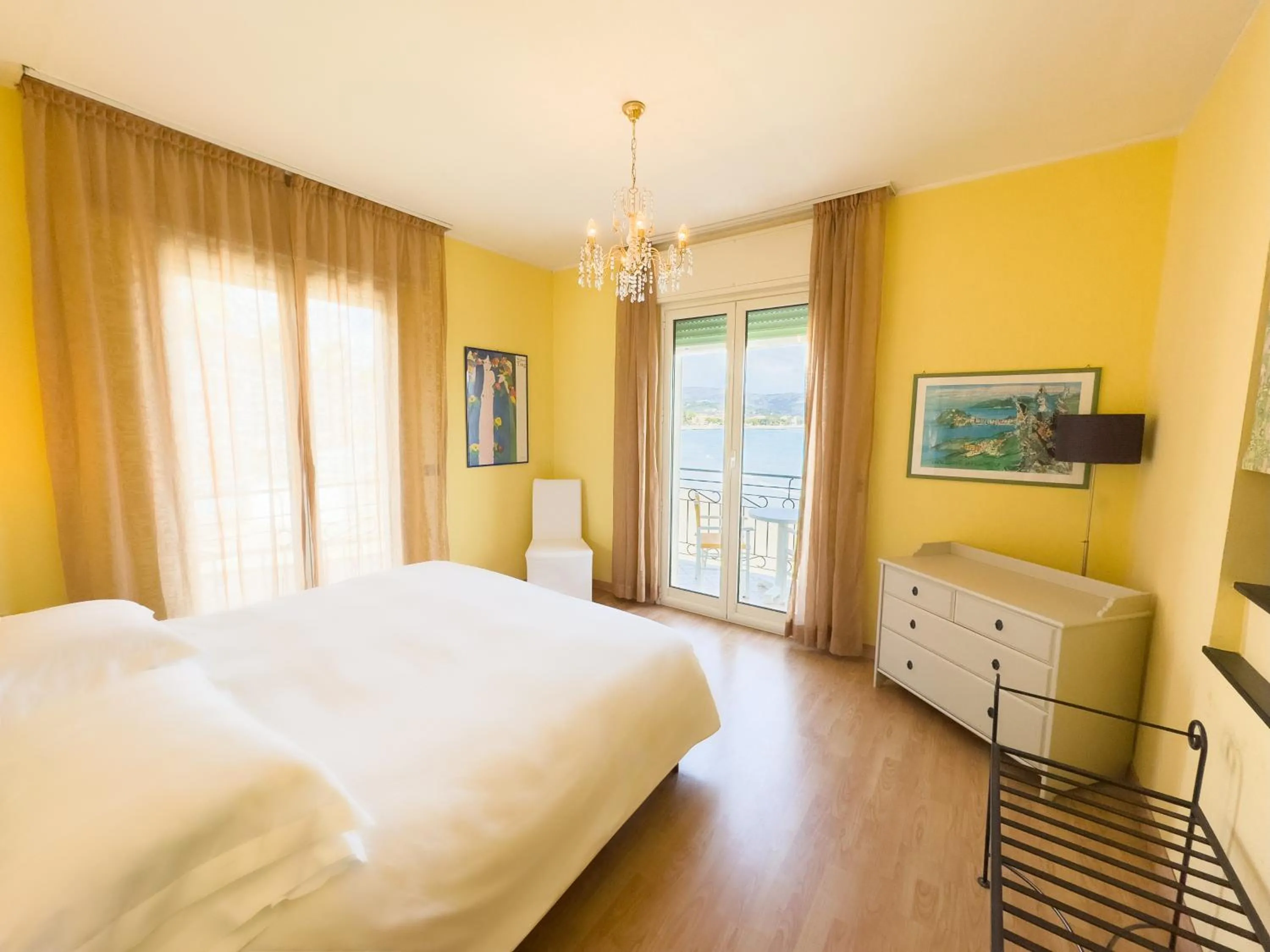 Bed in Jasmin Charme Hotel