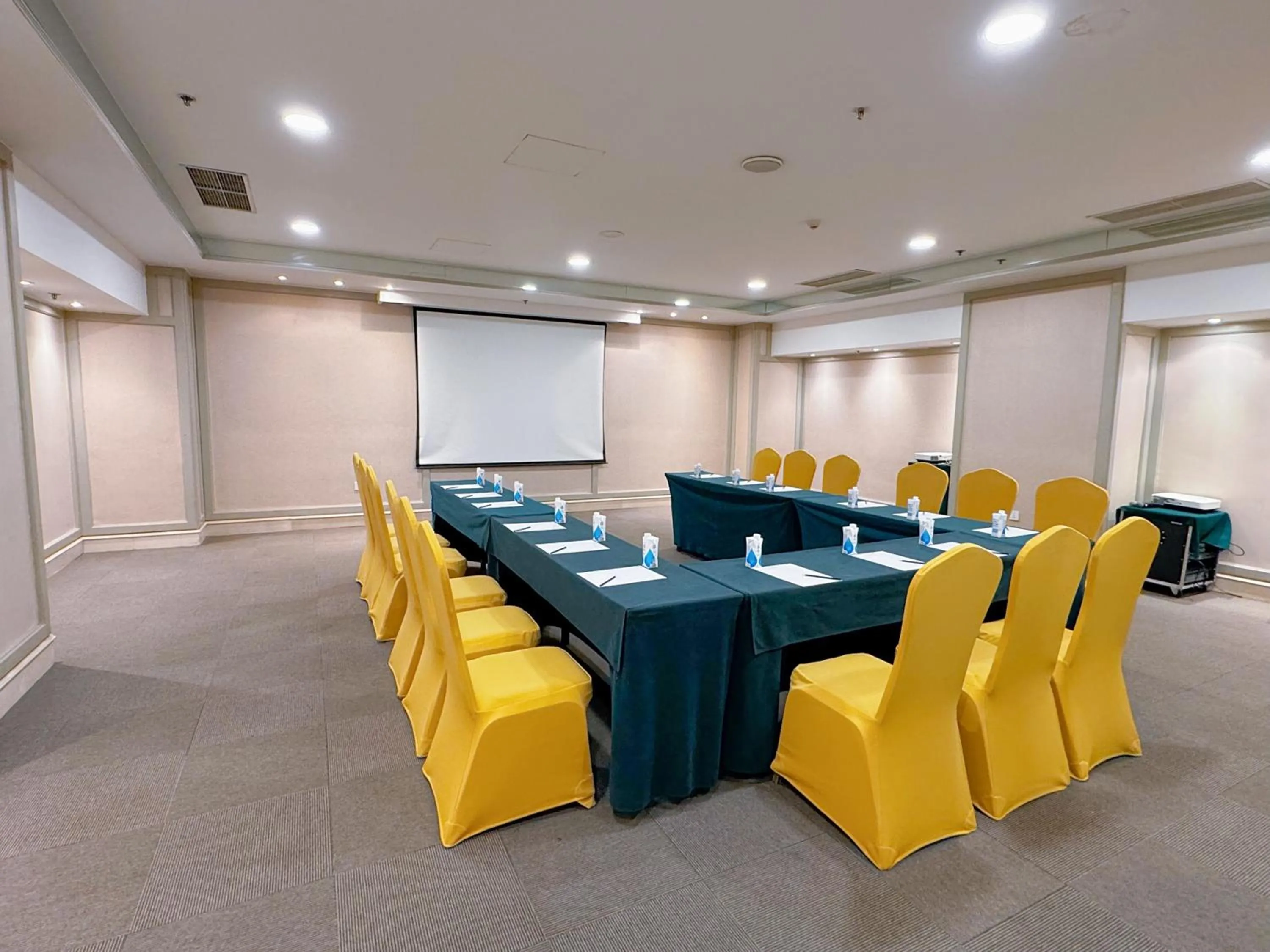 Meeting/conference room in JEN Shenyang by Shangri-La