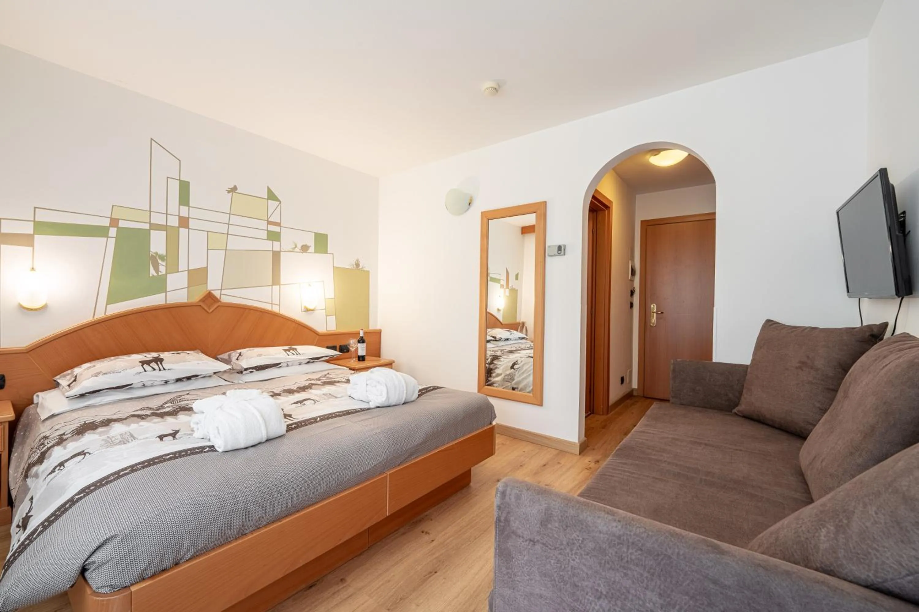 Bedroom, Bed in Hotel Dolomites Inn