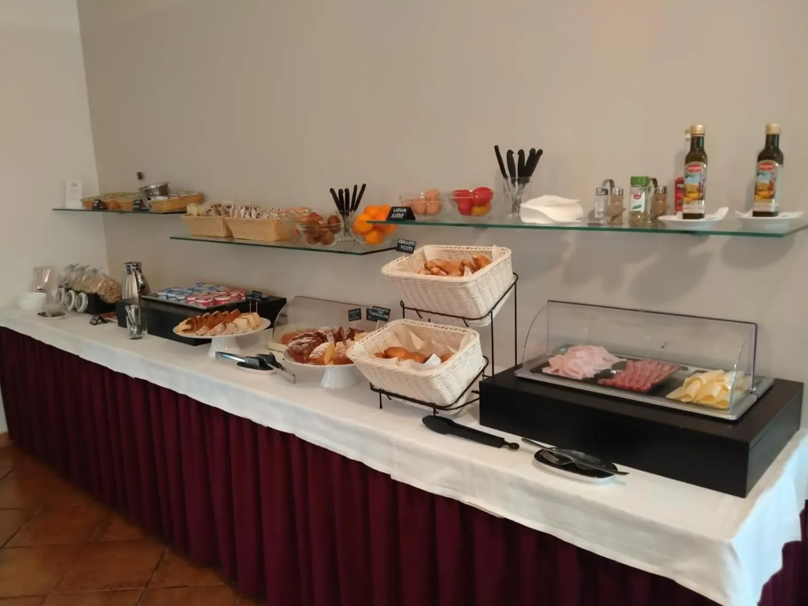 Breakfast in Hotel Magnolia