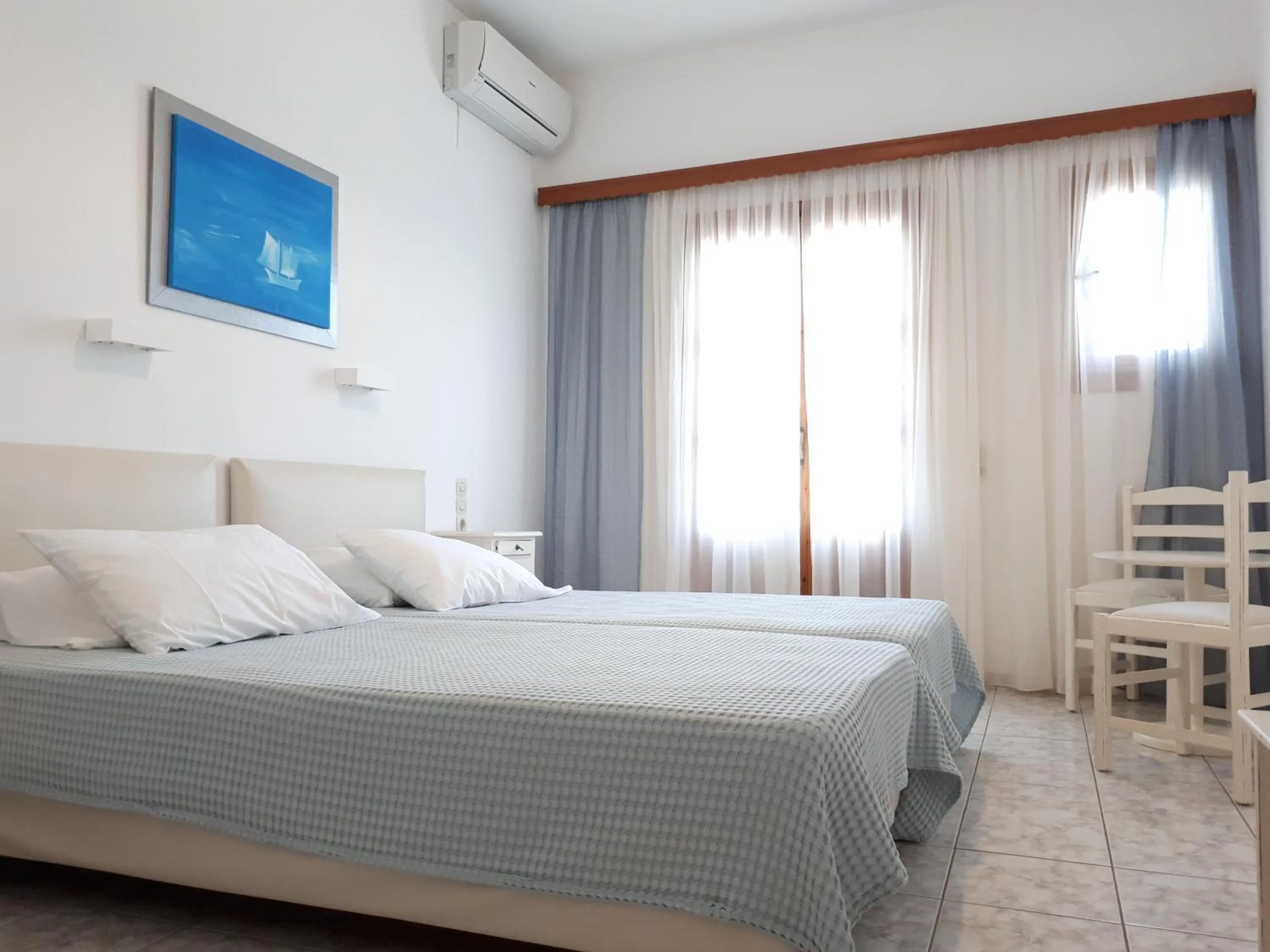 Bed in Hotel Charissi