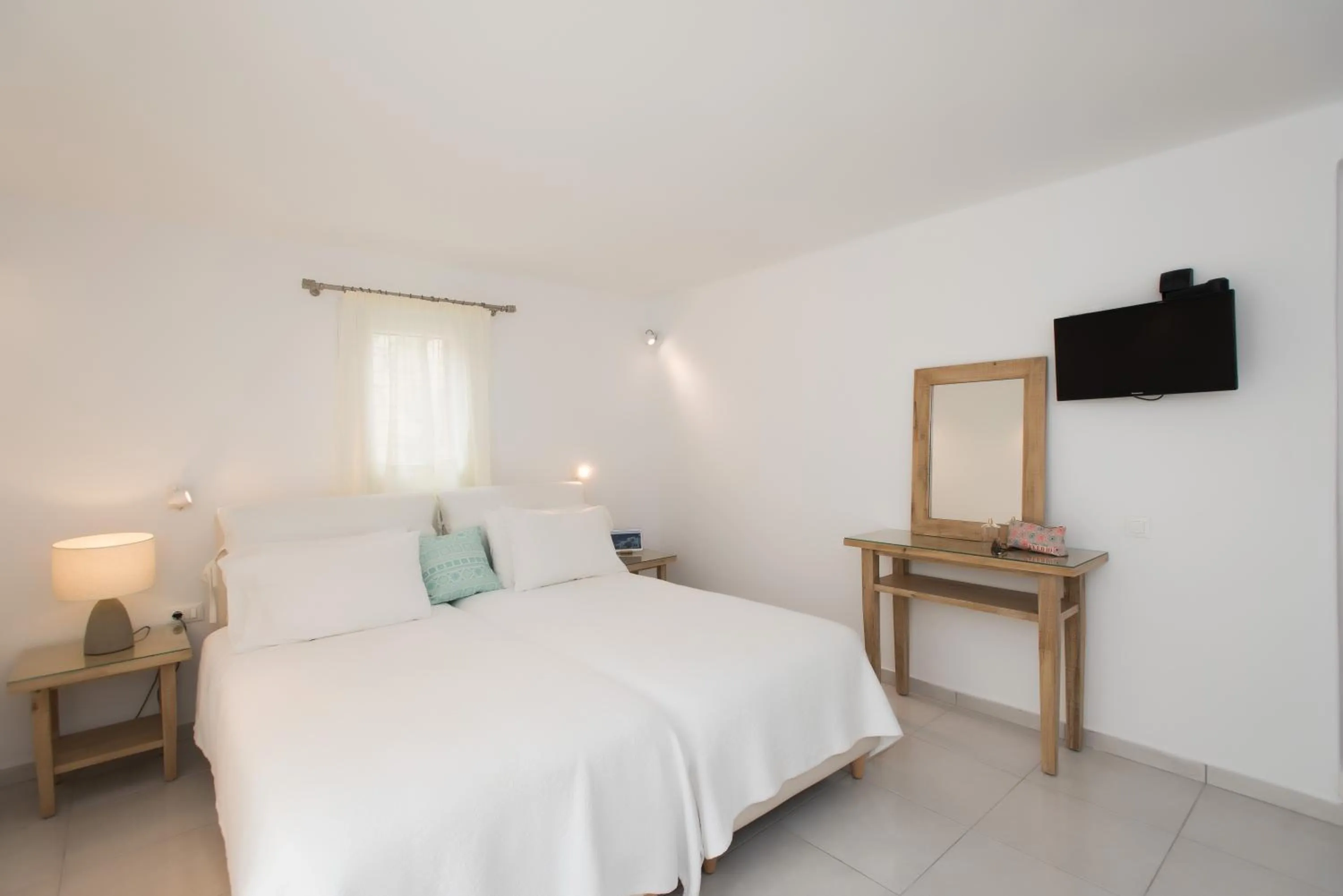 Bed in Hotel Charissi