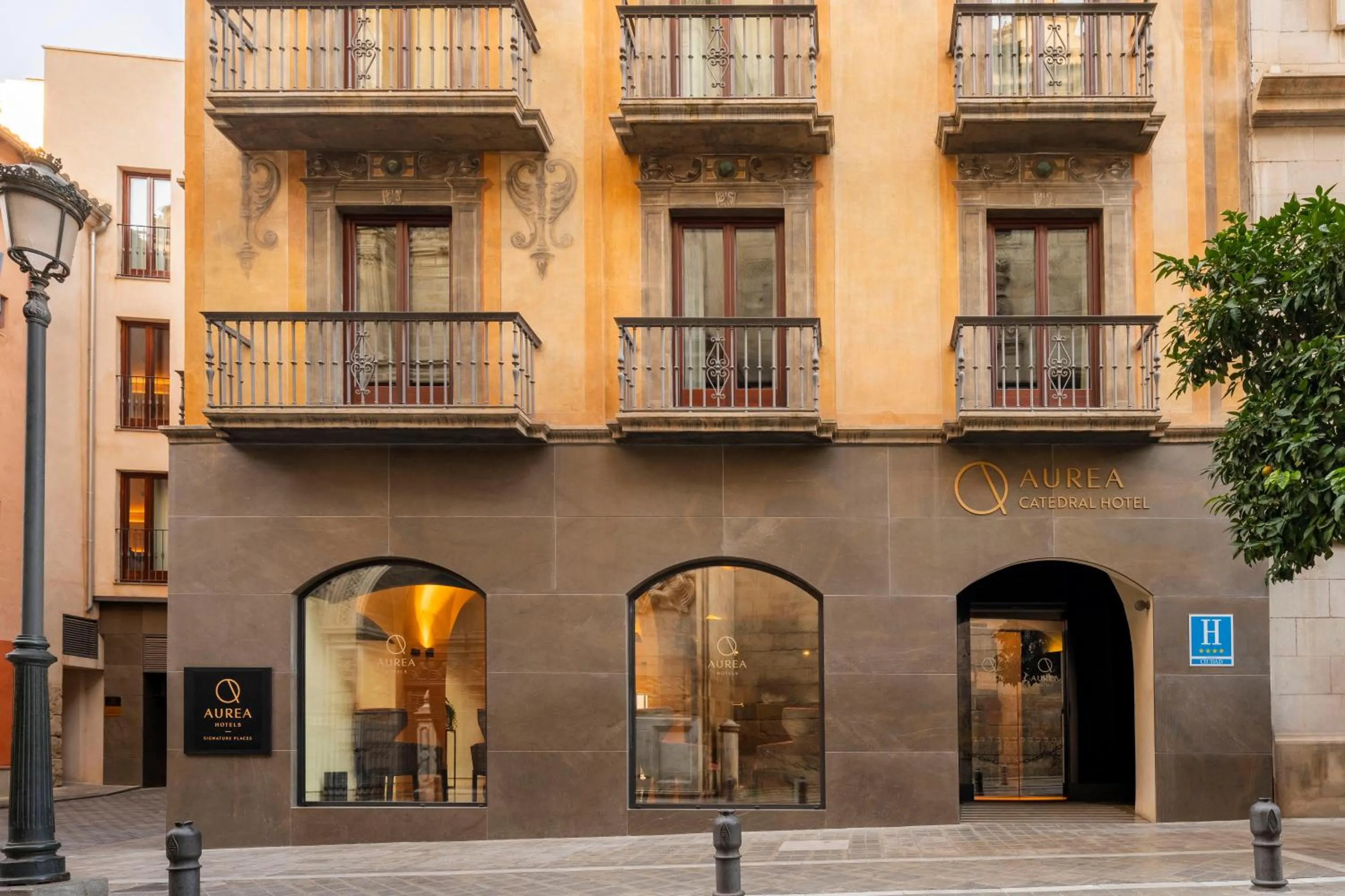 Property building in Áurea Catedral by Eurostars Hotel Company