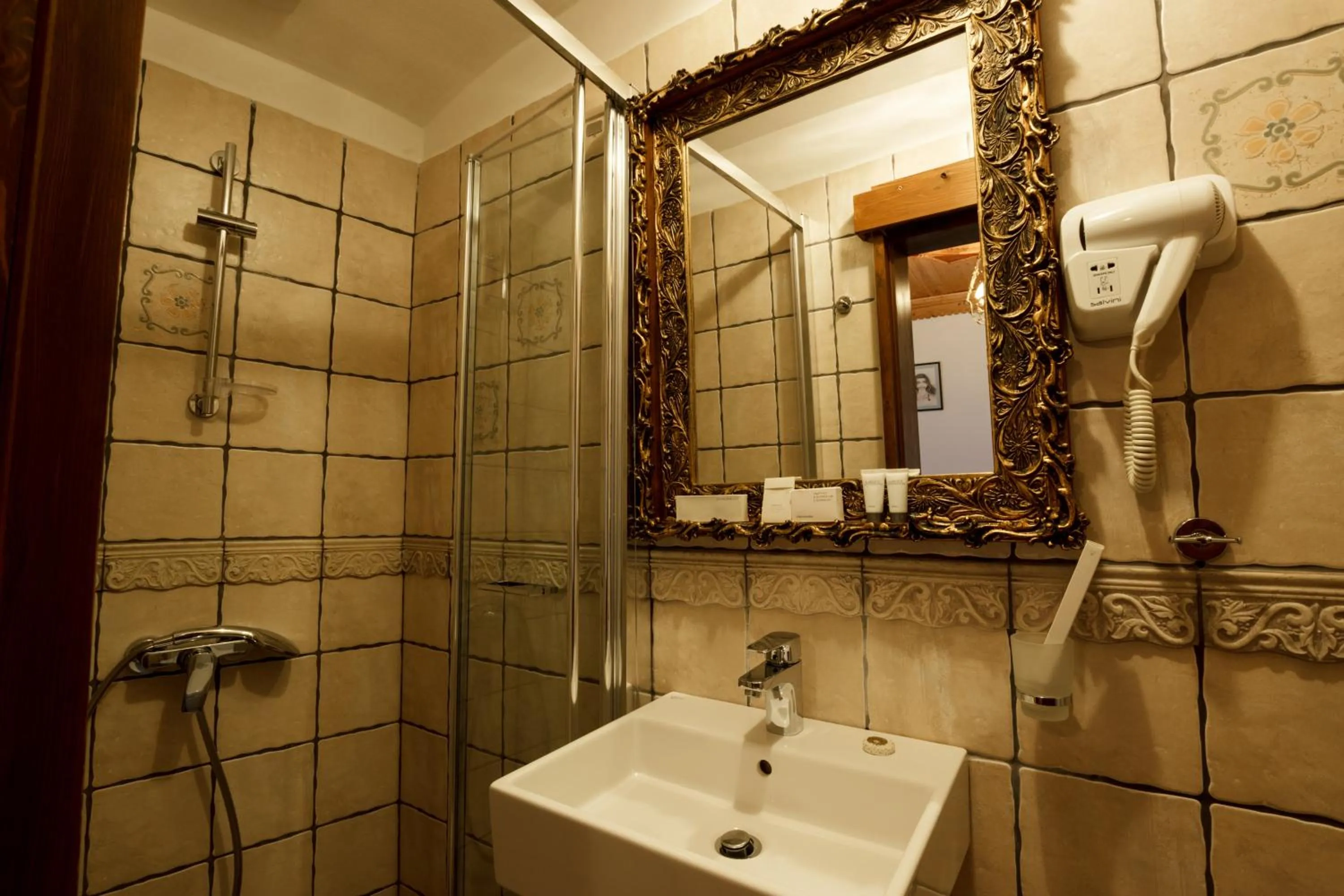 Shower in Boutique Hotel Musée