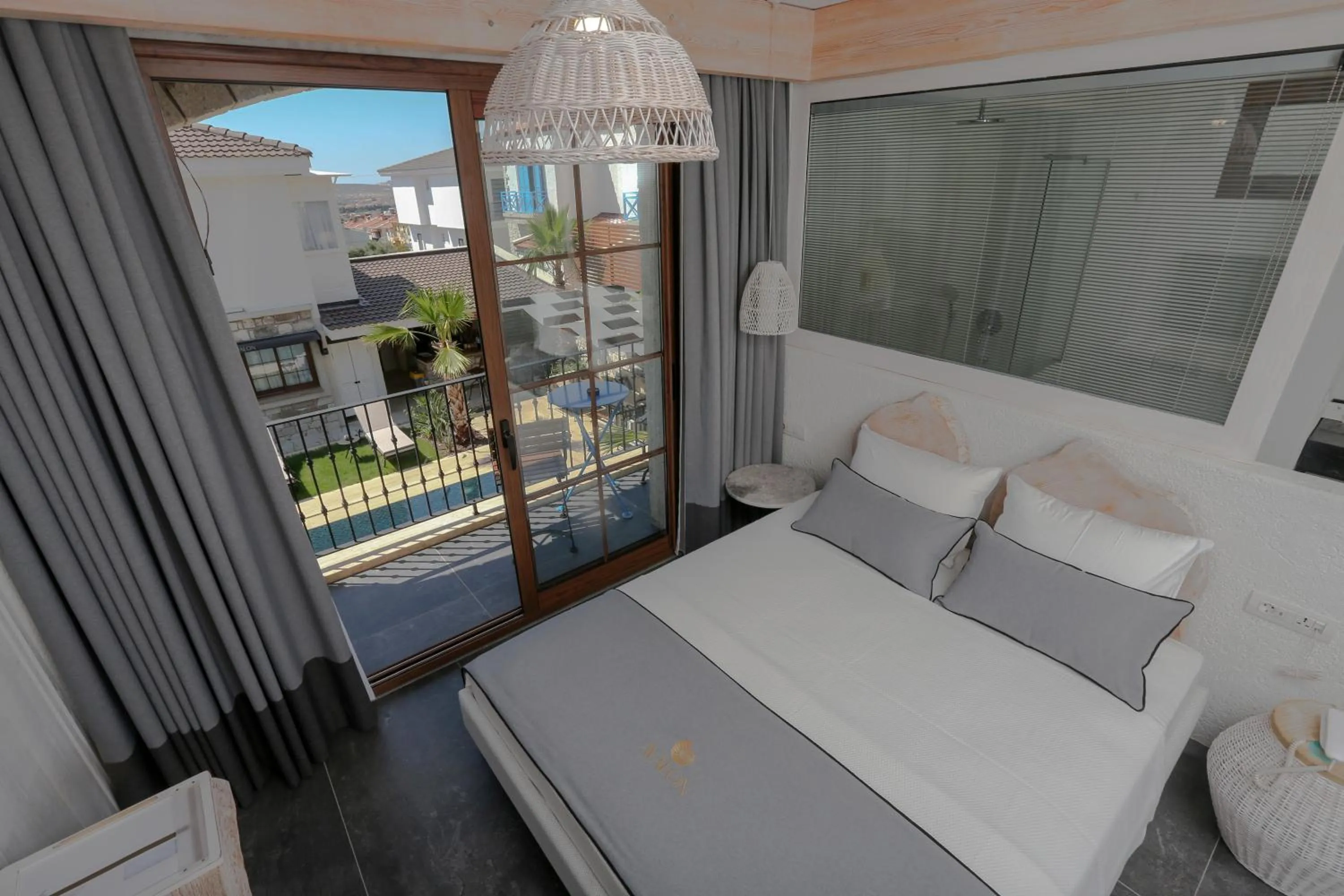 Avalon Boutique Hotel & Suites