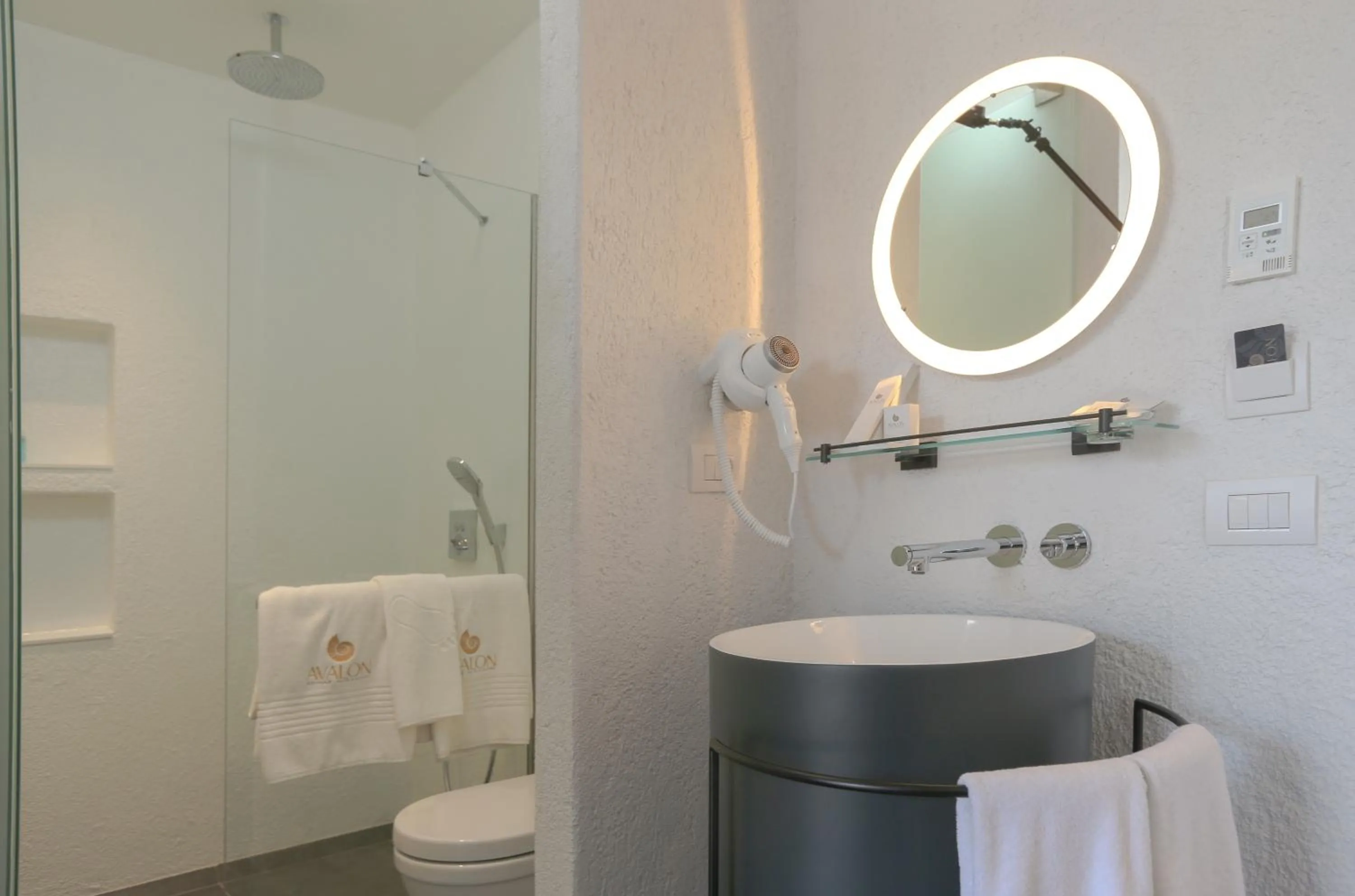 Avalon Boutique Hotel & Suites