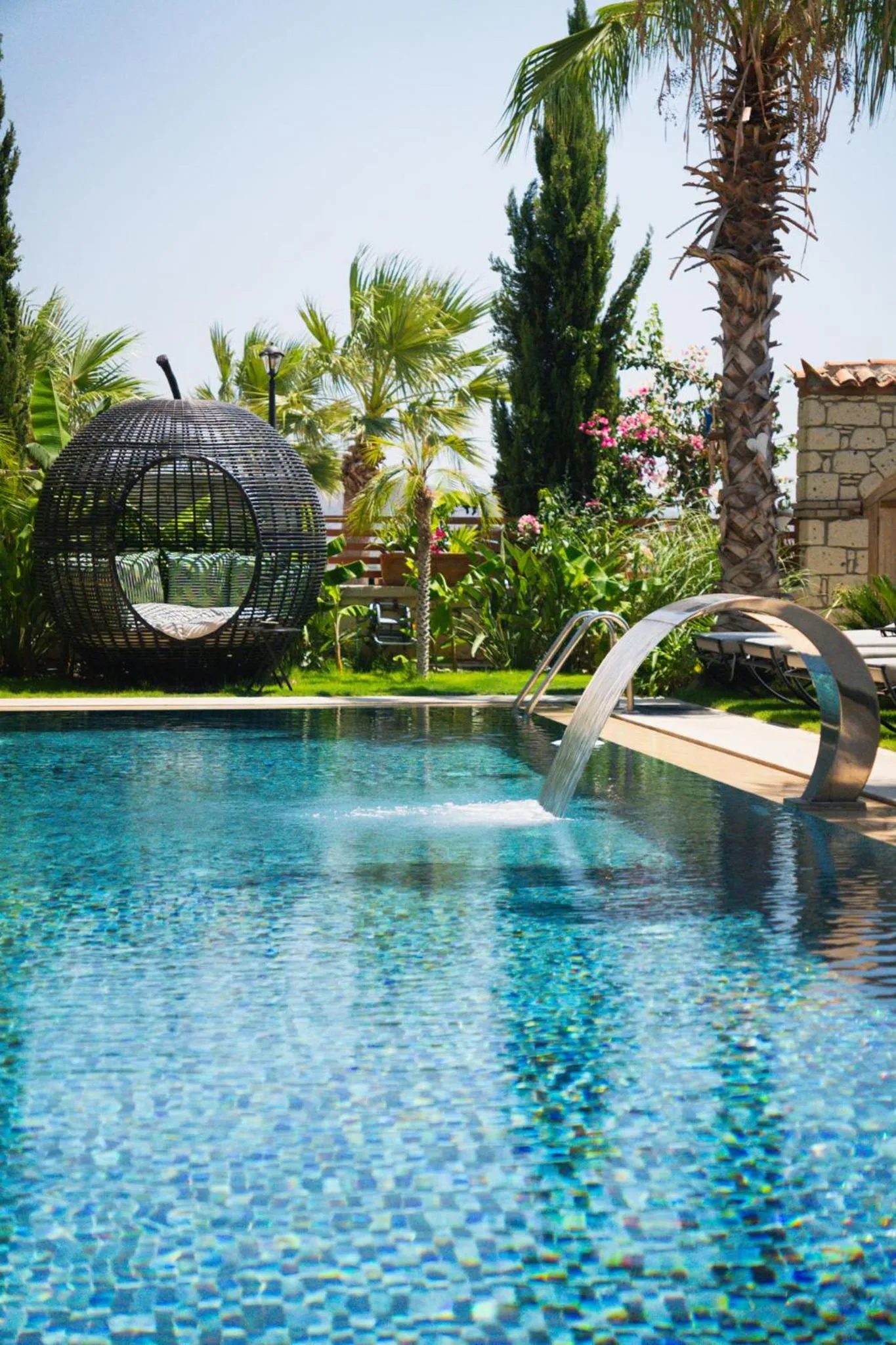 Avalon Boutique Hotel & Suites