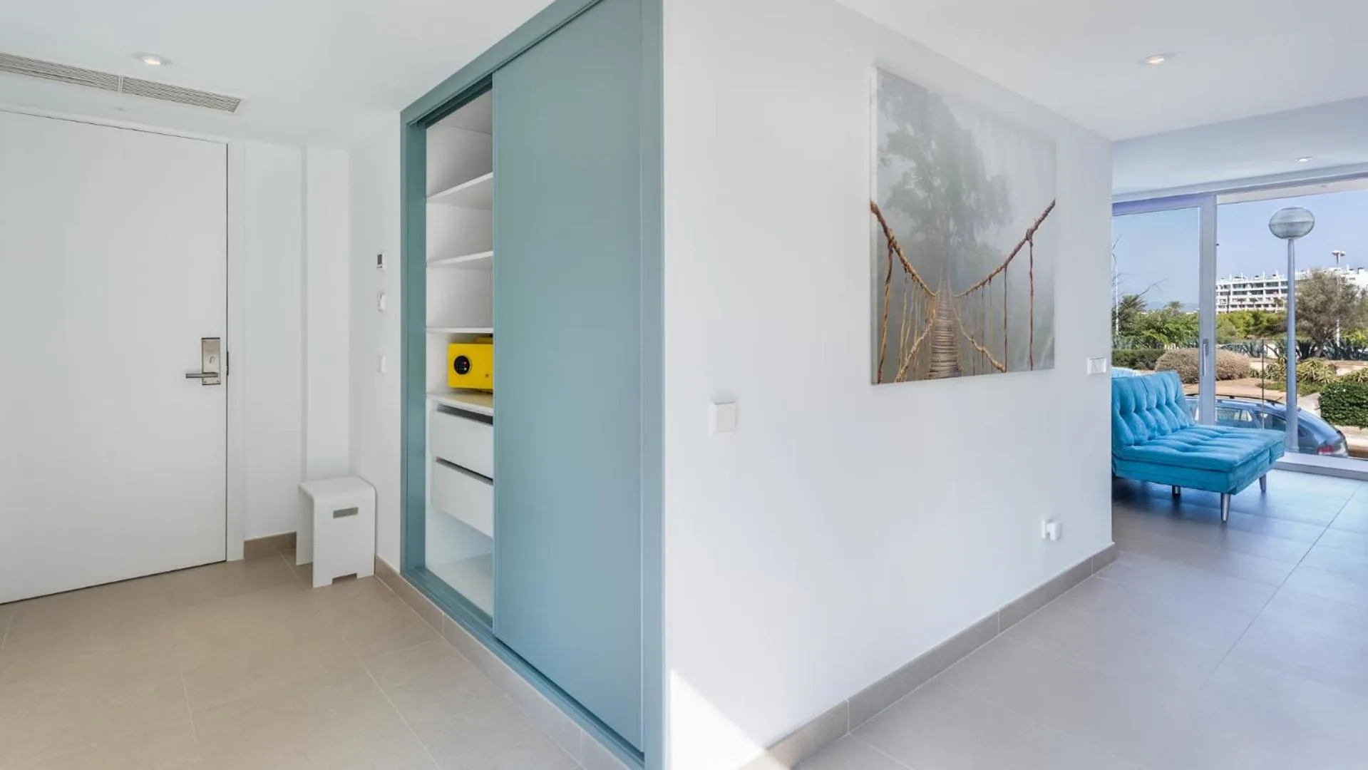 Photo of the whole room in The Hype Beachhouse