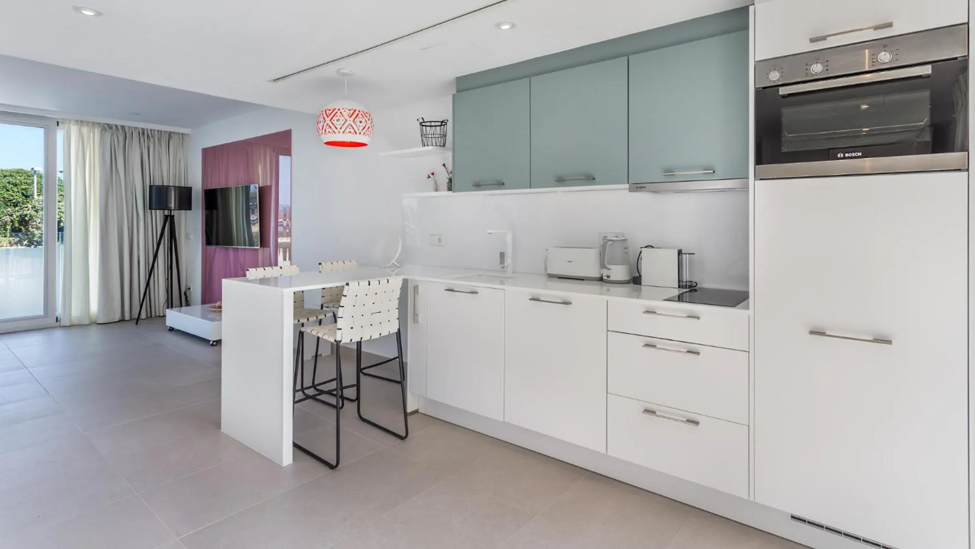 Kitchen or kitchenette in The Hype Beachhouse