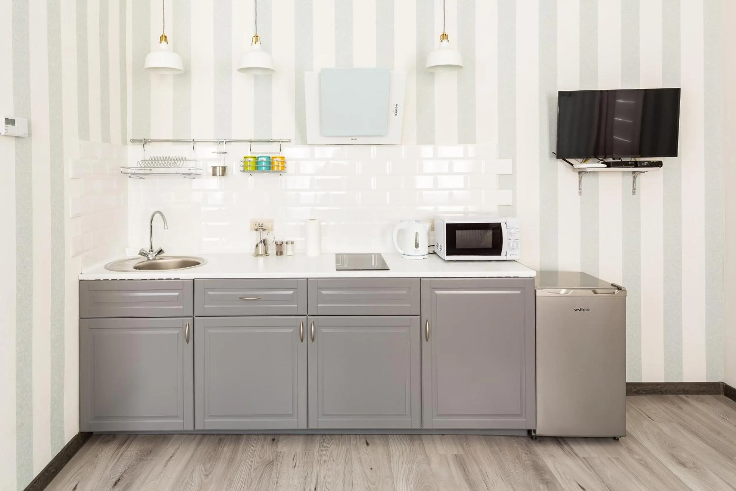 Kitchen or kitchenette in #1 APARTMENT