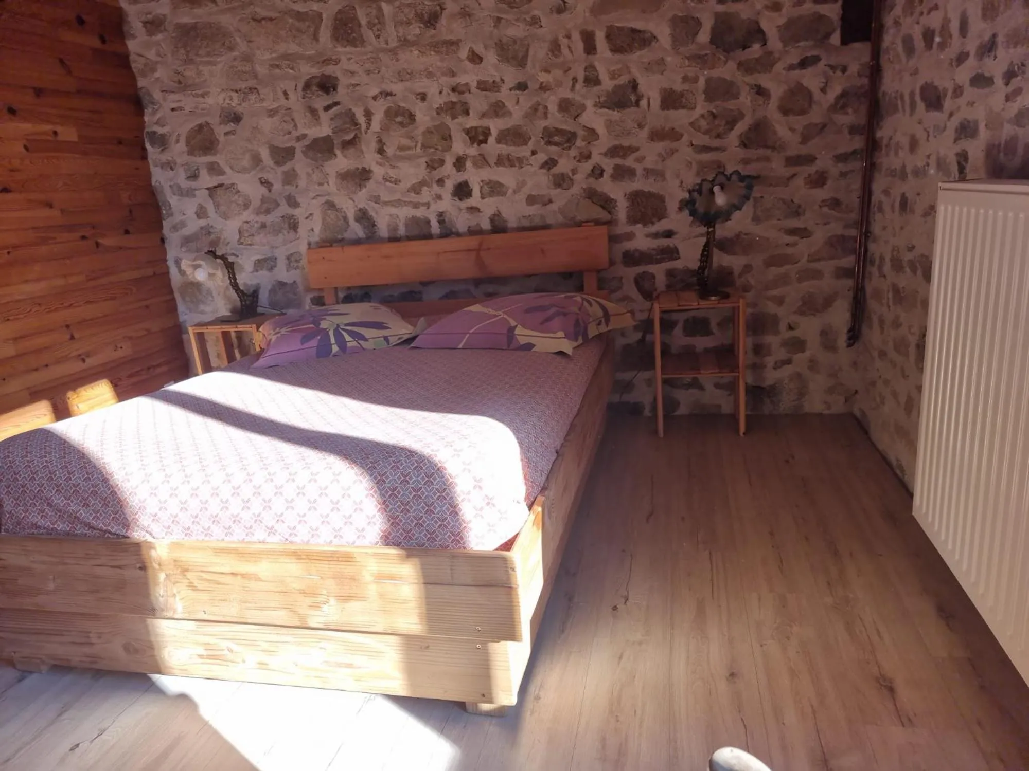 Bed in Chambres et Table d'hôtes Il Fut Un Temps...