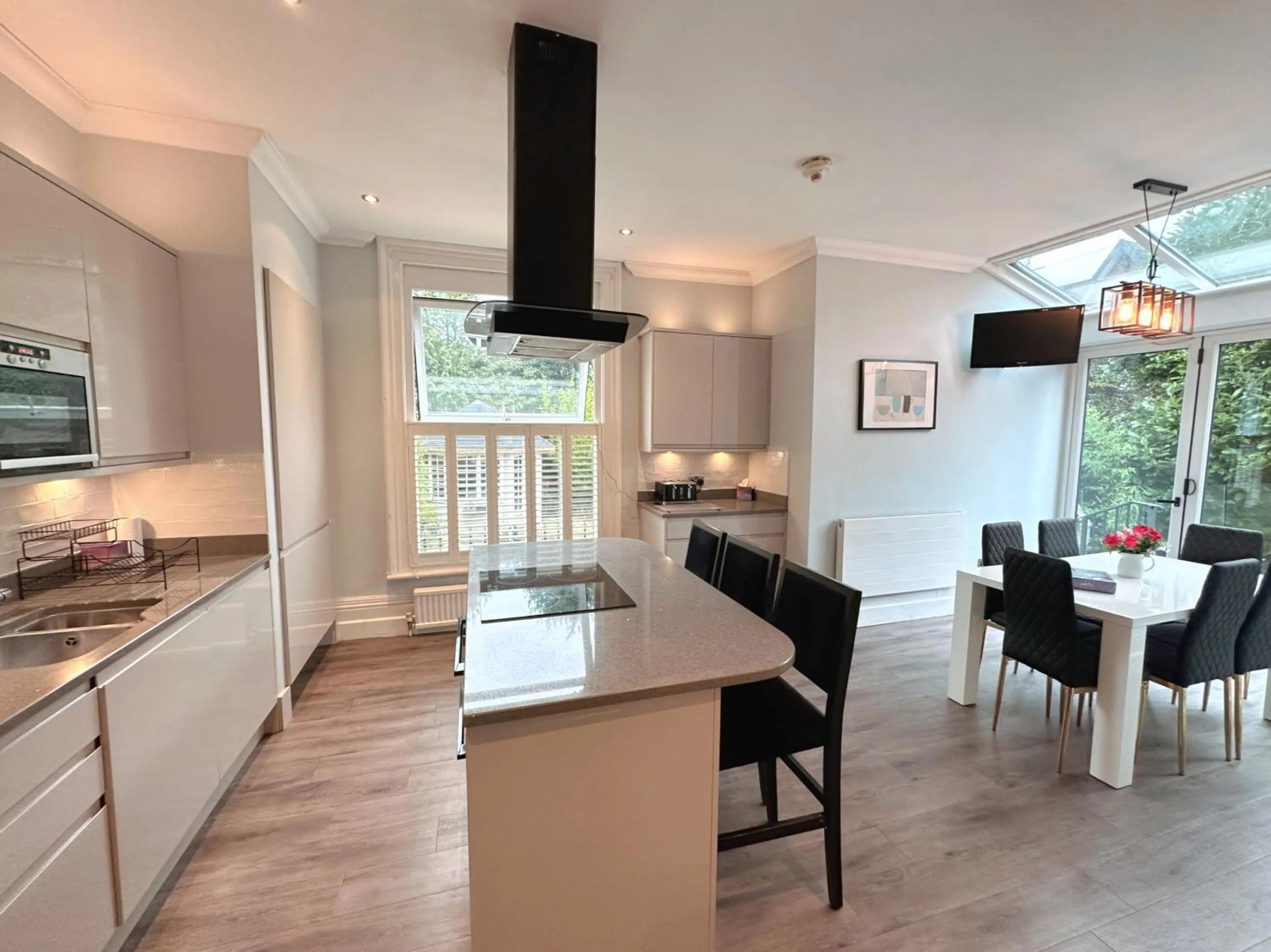 Cheshire Hospitality Ltd Trading As Lennox Lea Studios and Apartments