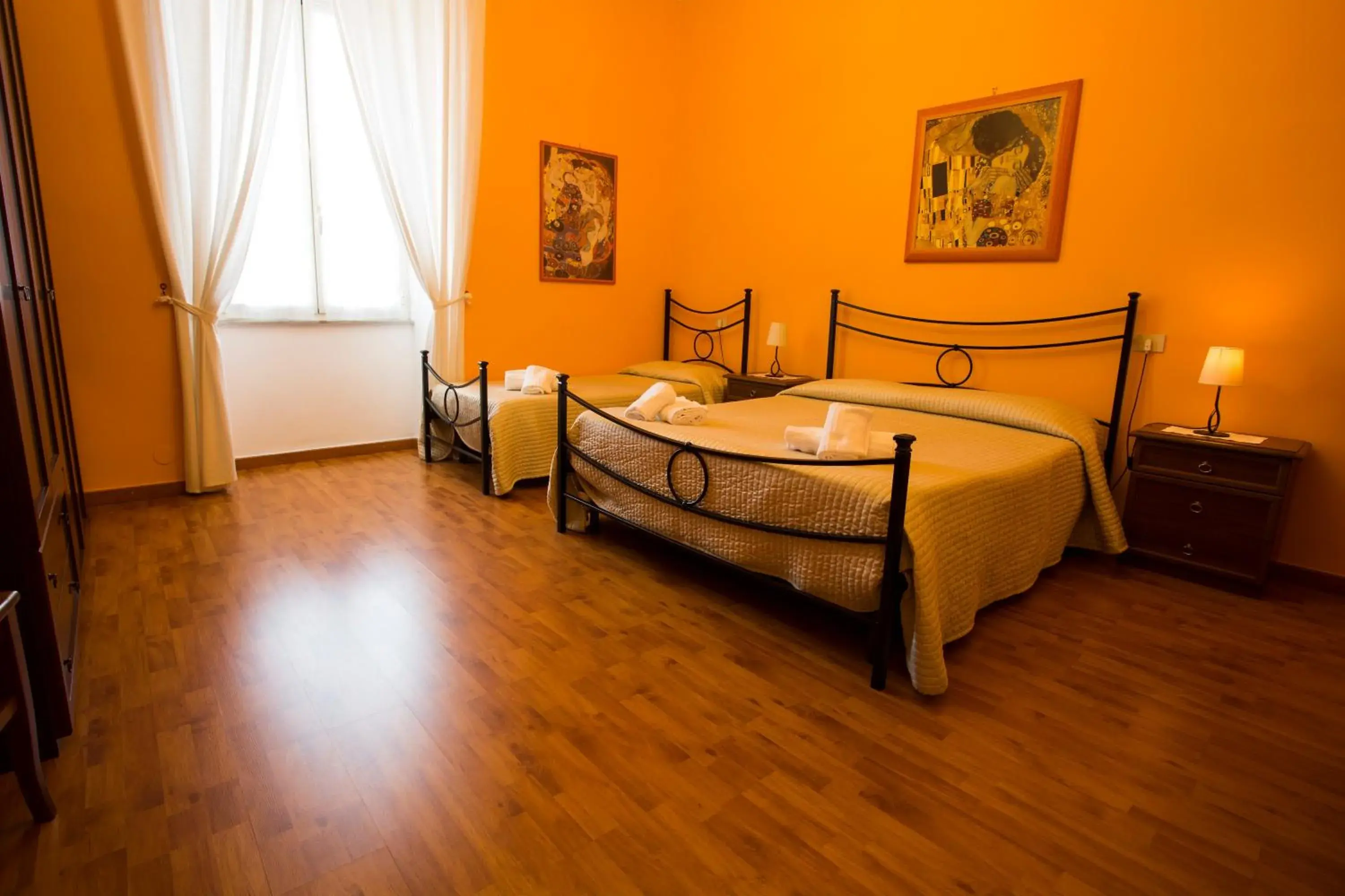 Bed in Laterano Inn Bed in Laterano Inn