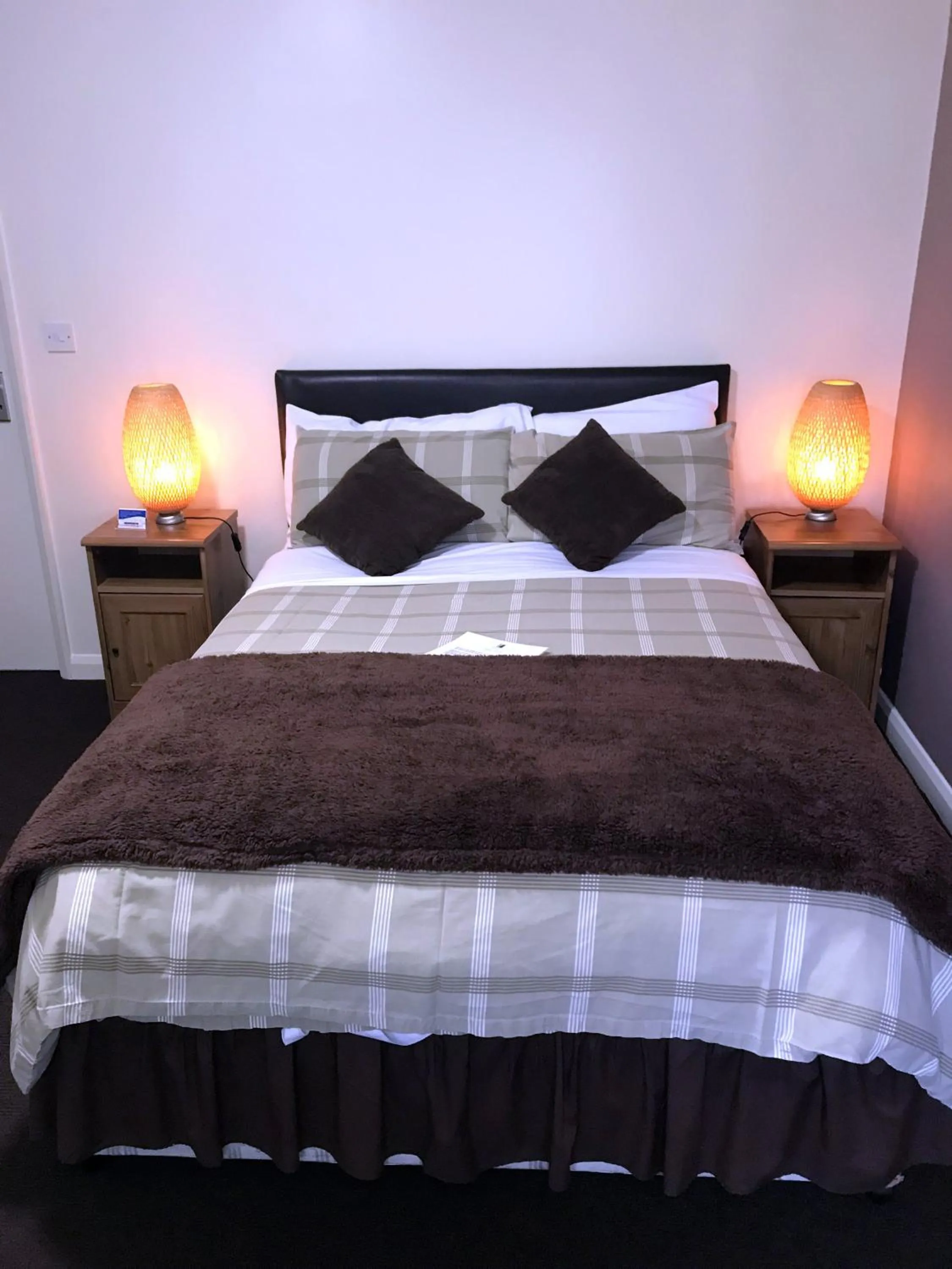 Bed in Redbeck Motel