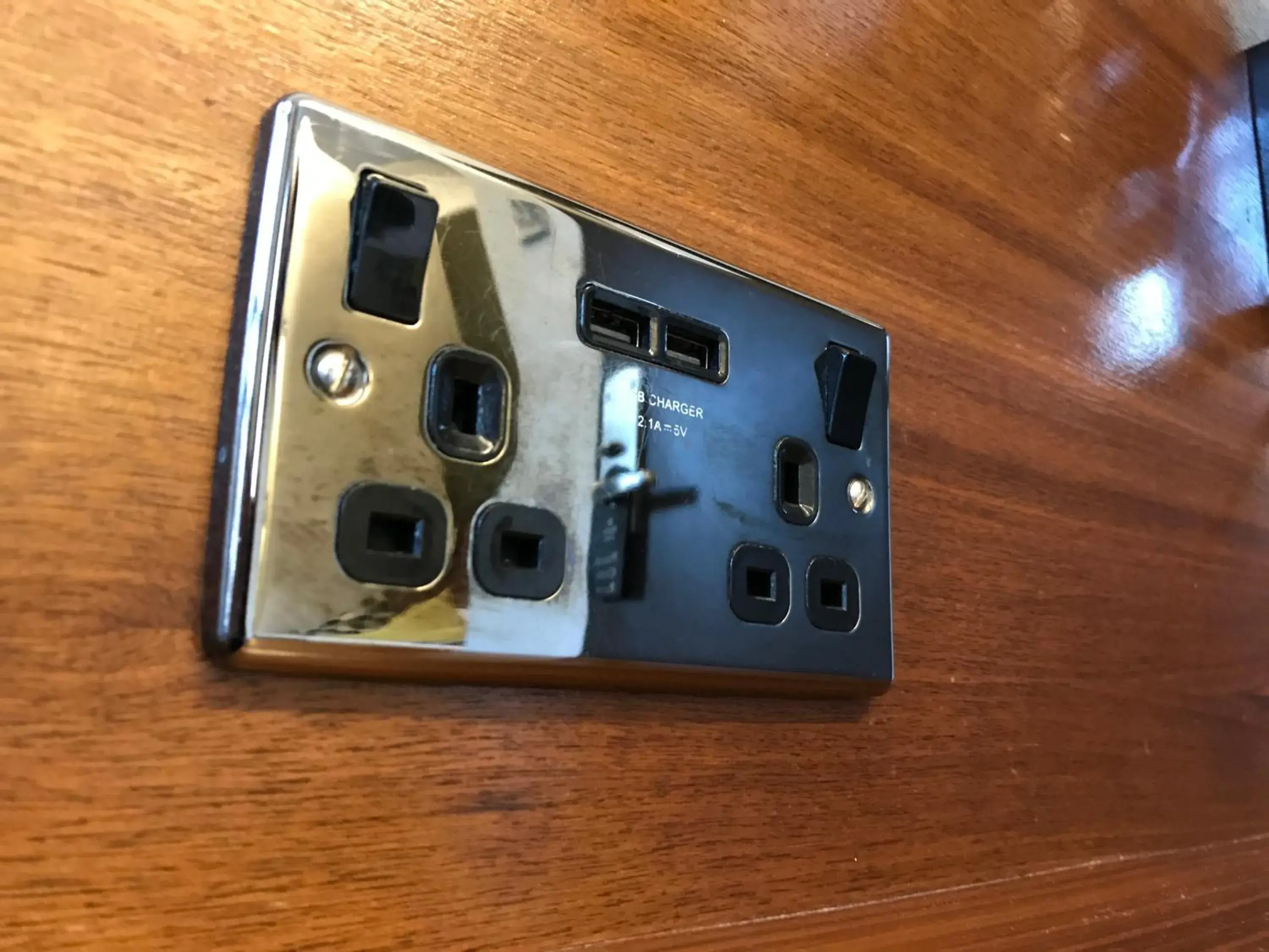 TV and multimedia in Chester Hotel TV and multimedia in Chester Hotel