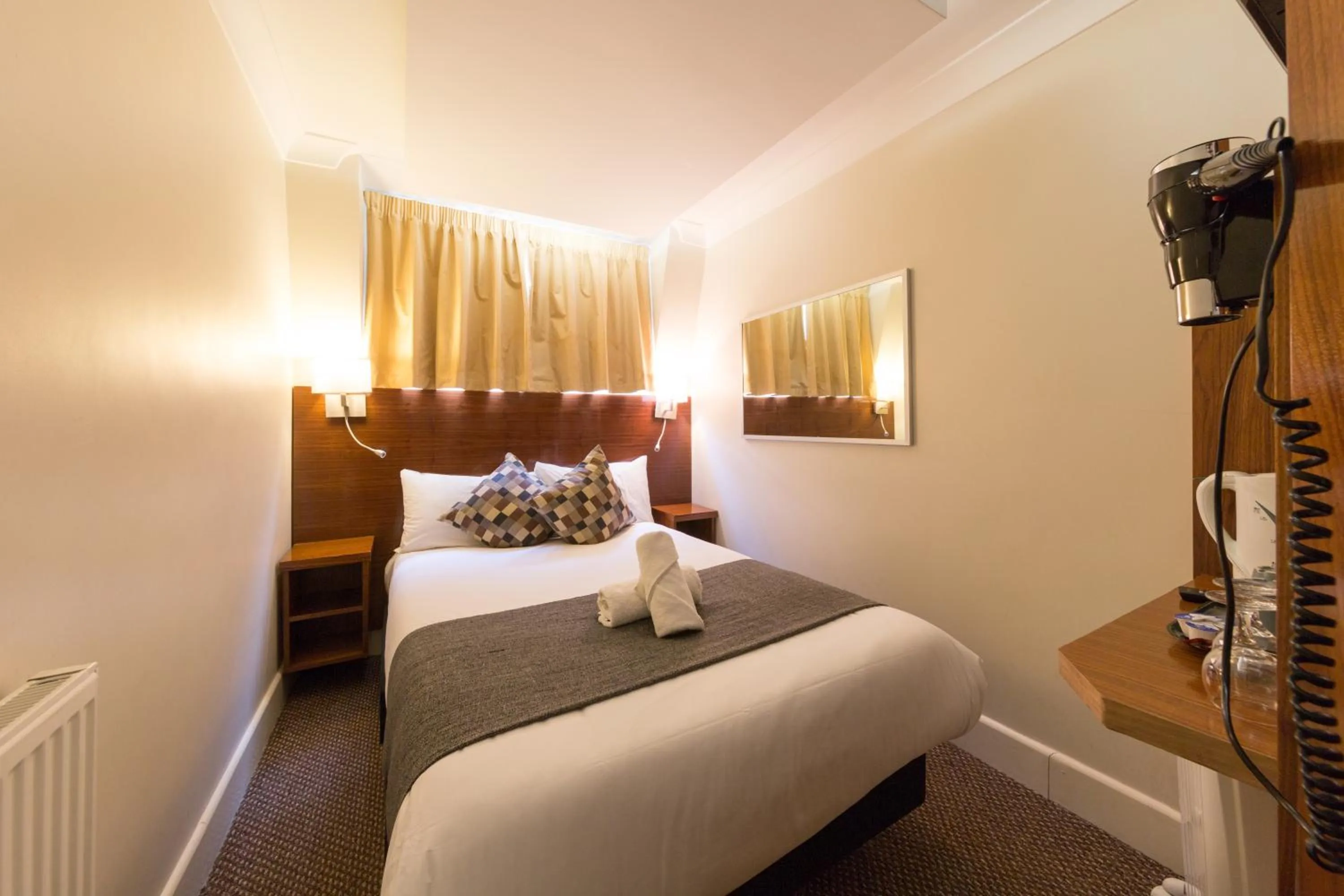 Bed in Chester Hotel