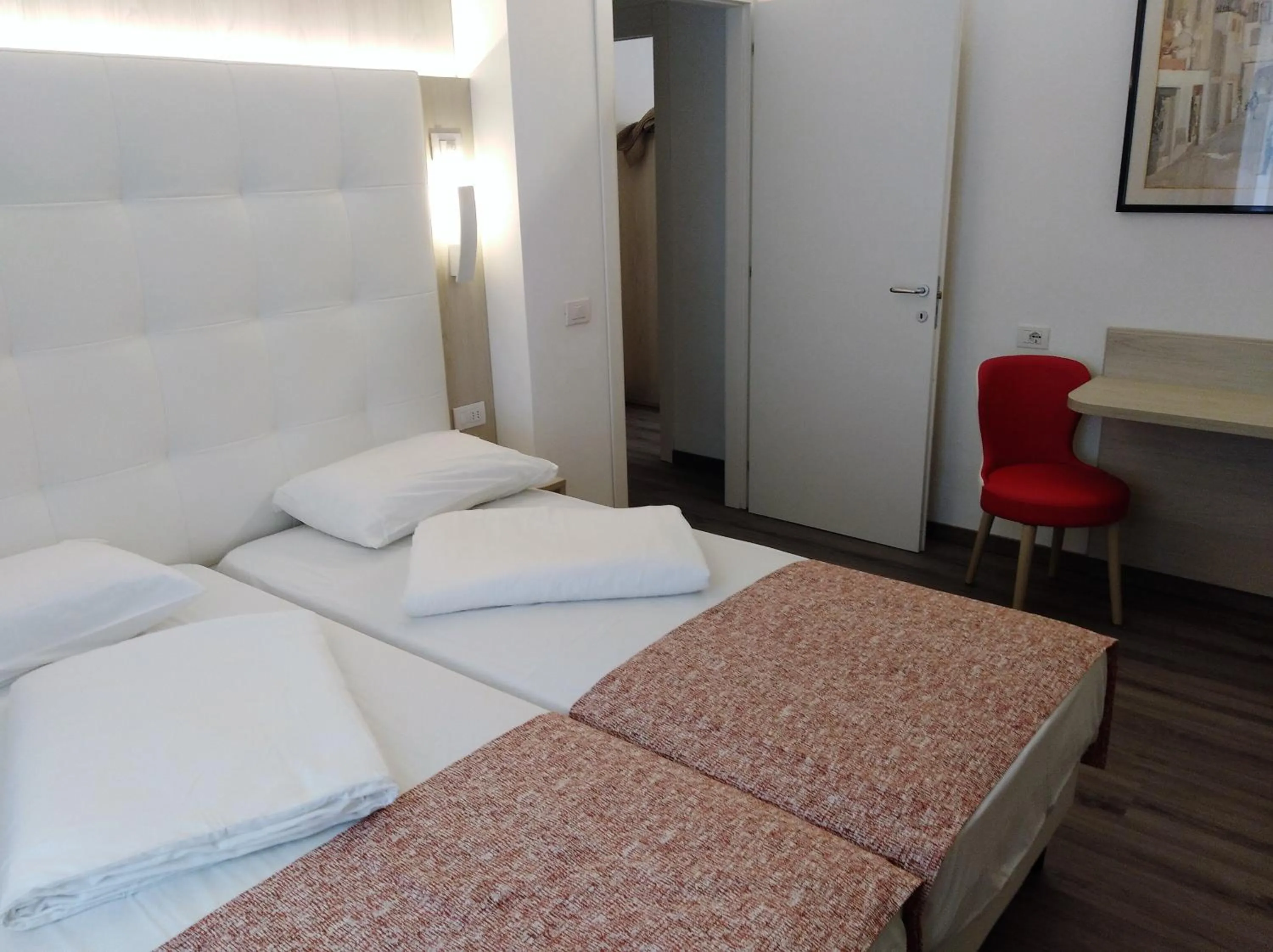 Bedroom, Bed in Hotel Orchidea