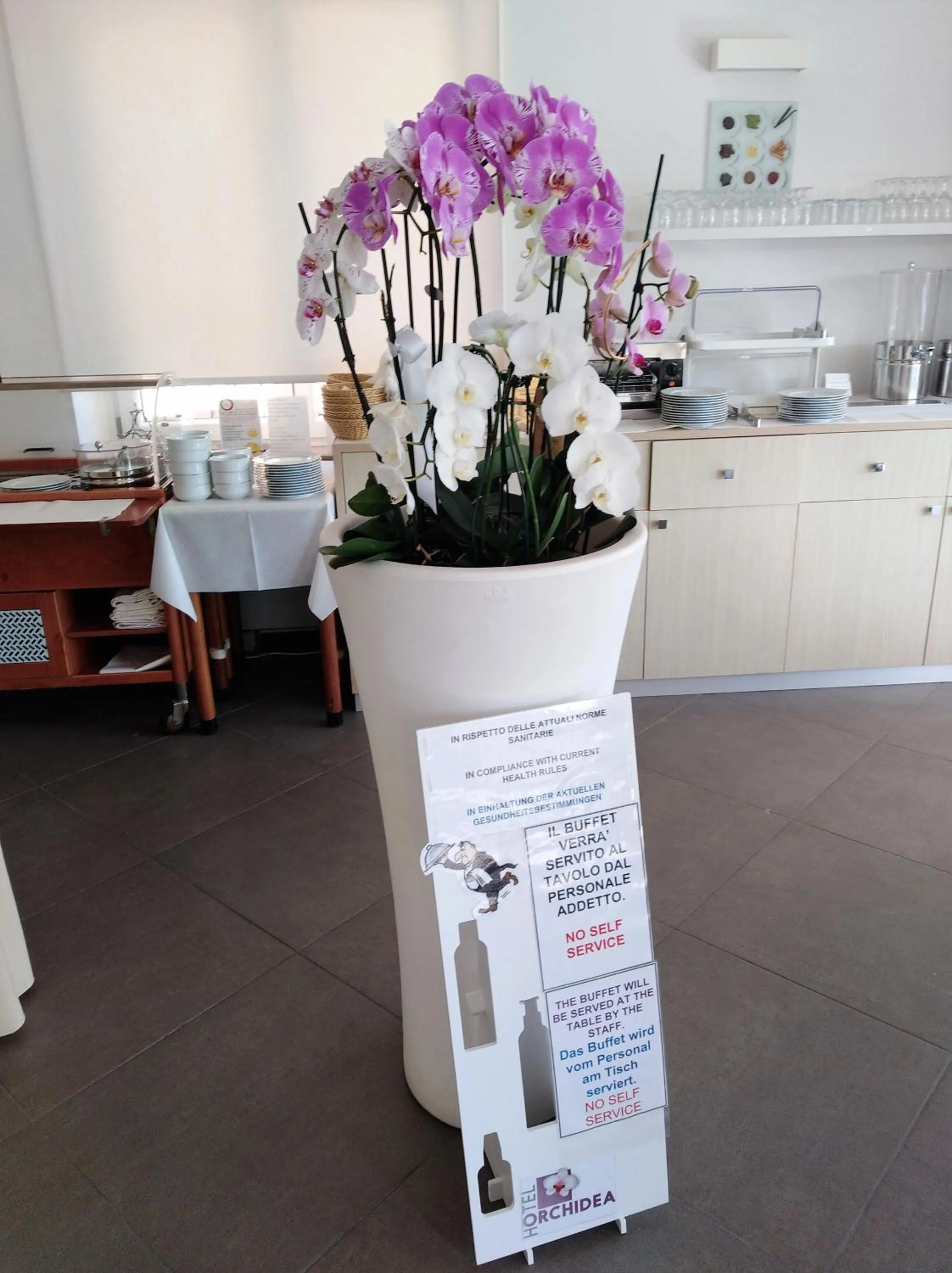 Decorative detail in Hotel Orchidea