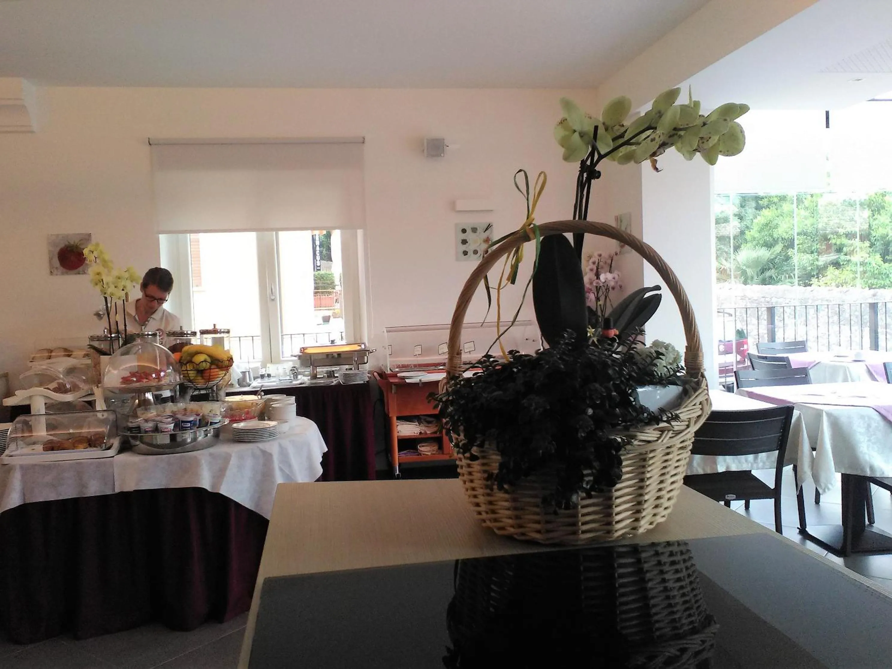 Food and drinks in Hotel Orchidea
