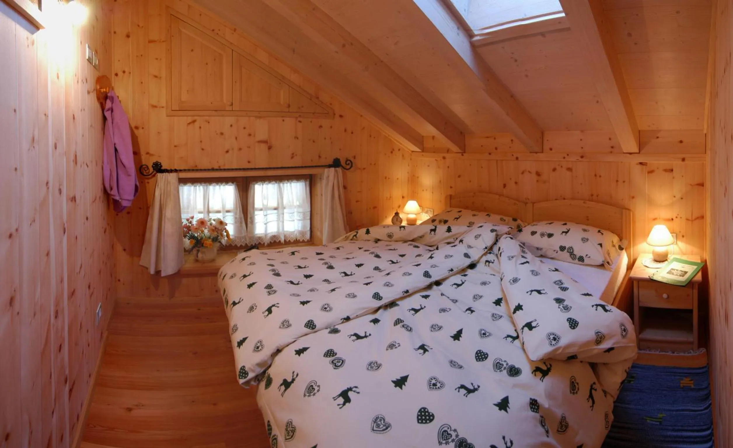 Bedroom, Bed in Camping Catinaccio Rosengarten