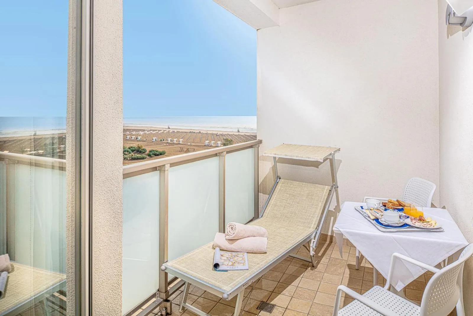 Balcony/Terrace in Hotel Karinzia