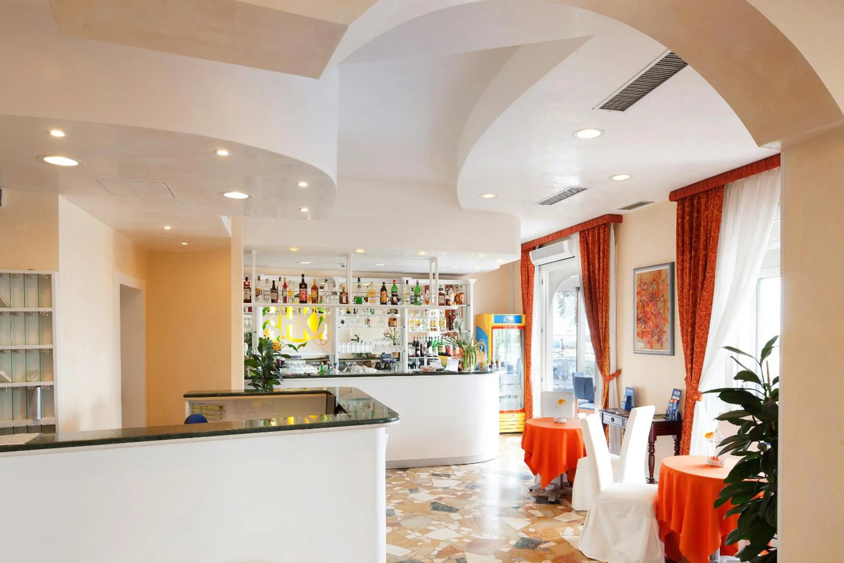 Lounge or bar in Hotel Karinzia
